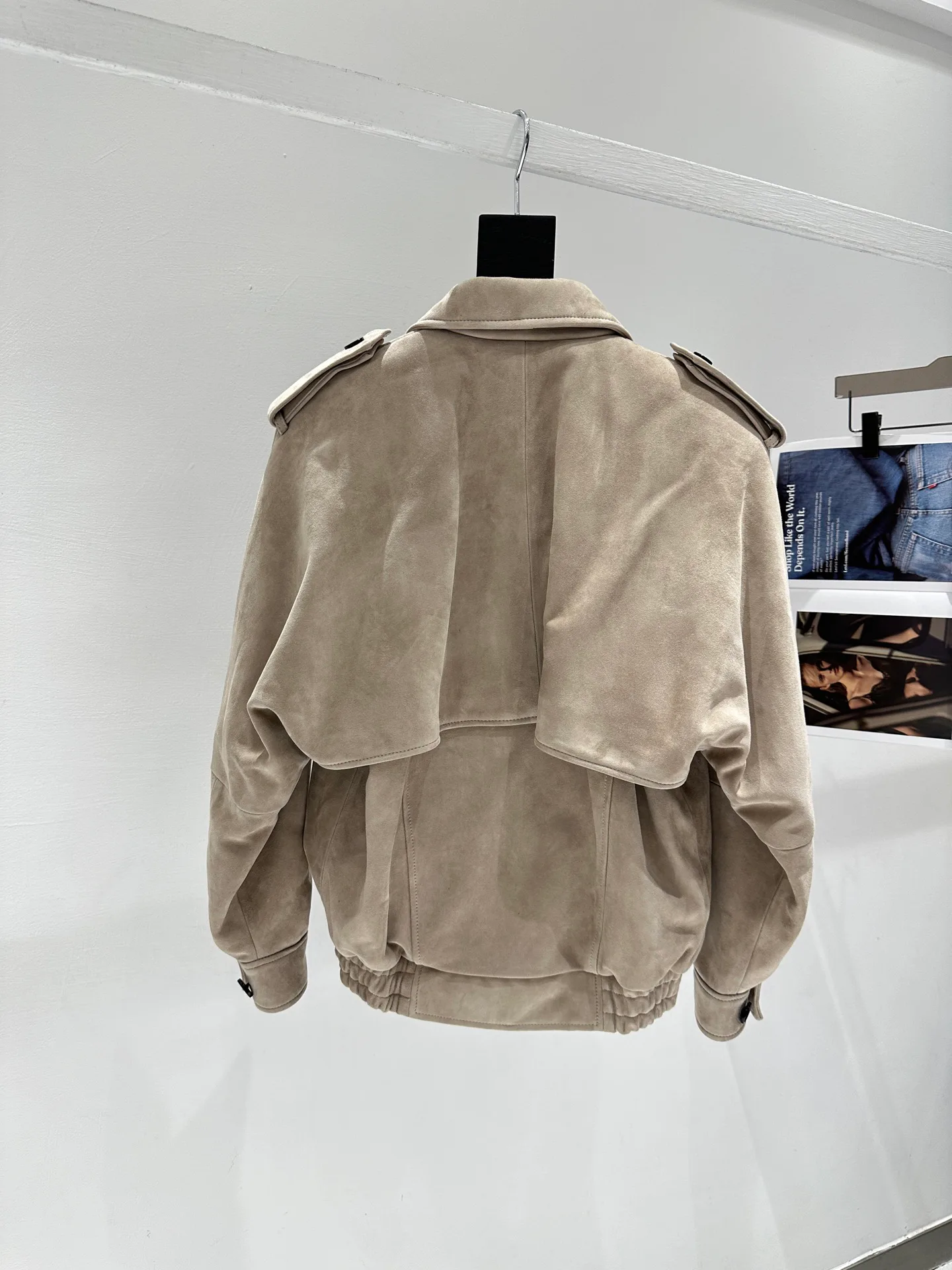 Кожаные Куртки И Дублёнки Женские Saint Laurent 11310668