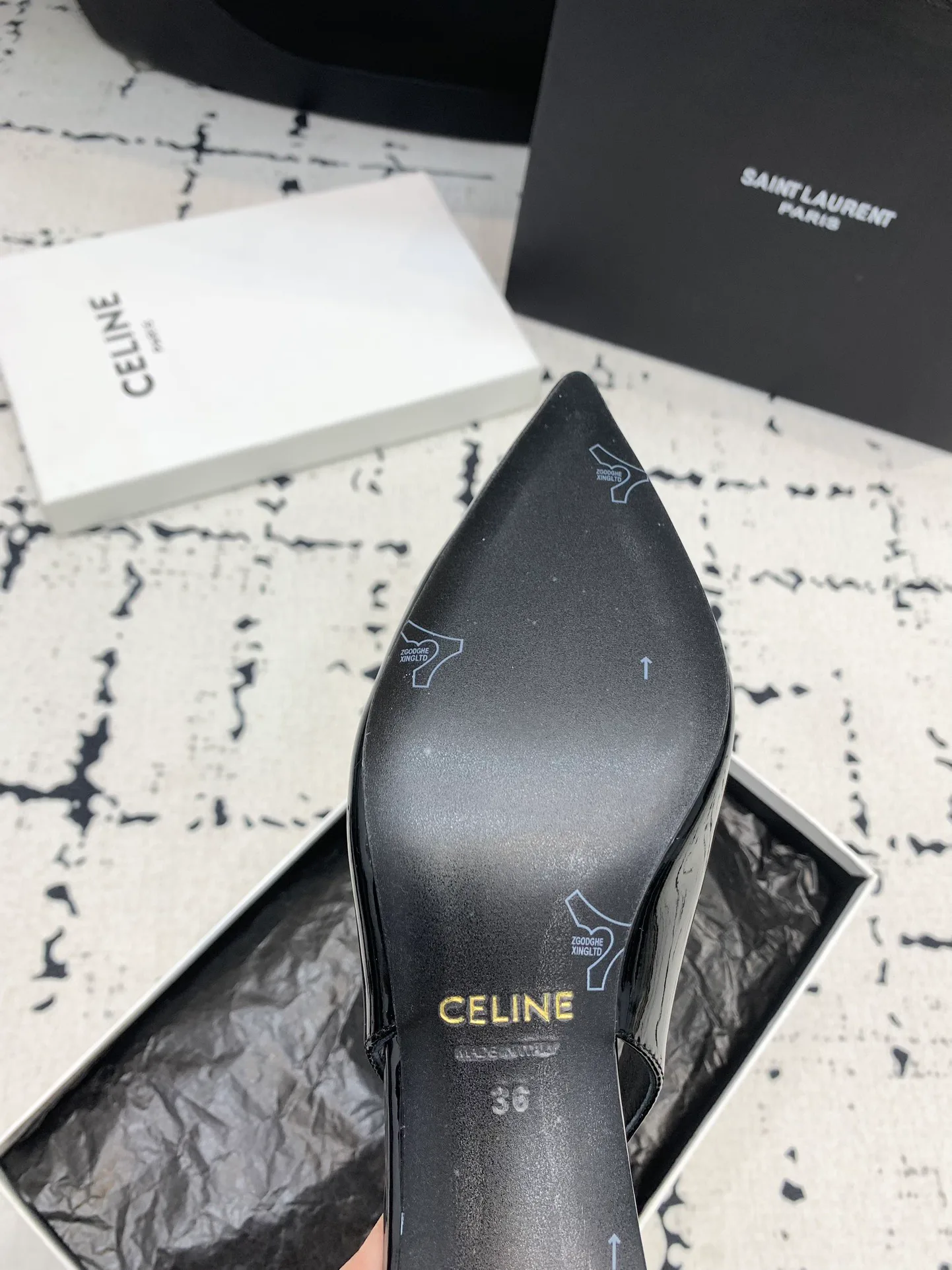 Туфли Женские Salvatore Ferragamo 3851