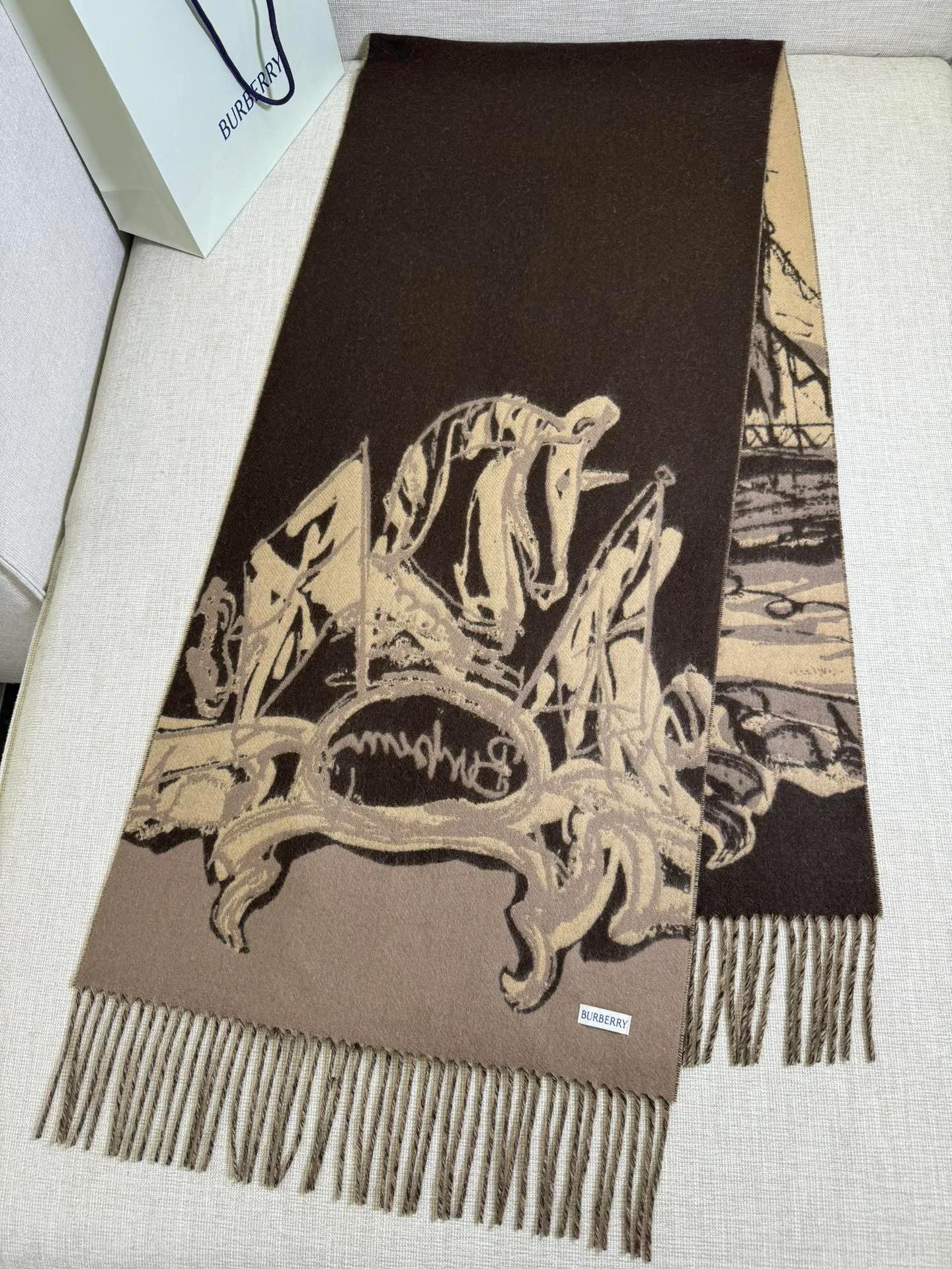 Шарфы Burberry 2212