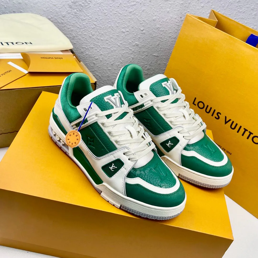 Кроссовки Женские Louis Vuitton 2679347