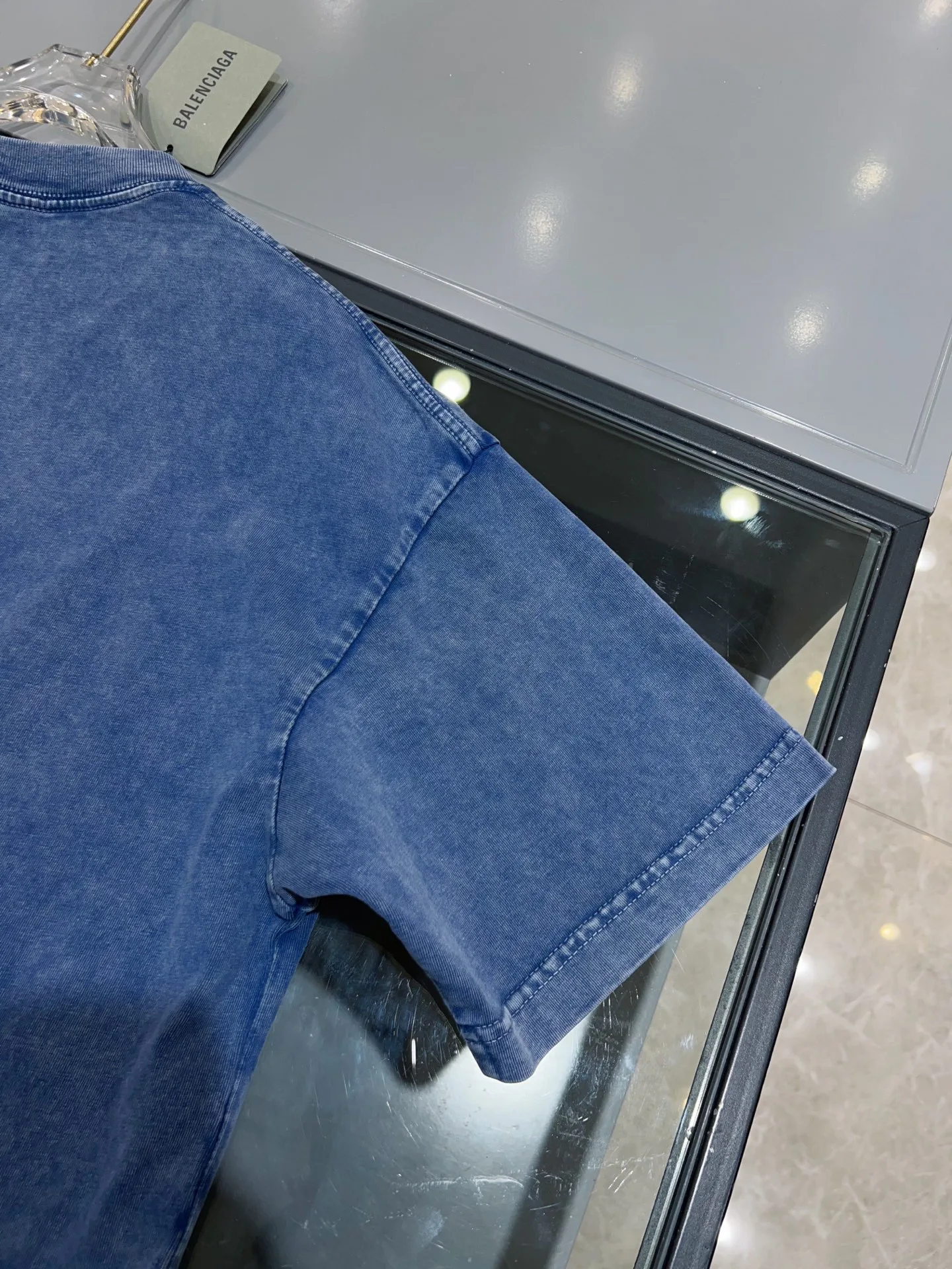 Футболки Женские Balenciaga 1808801