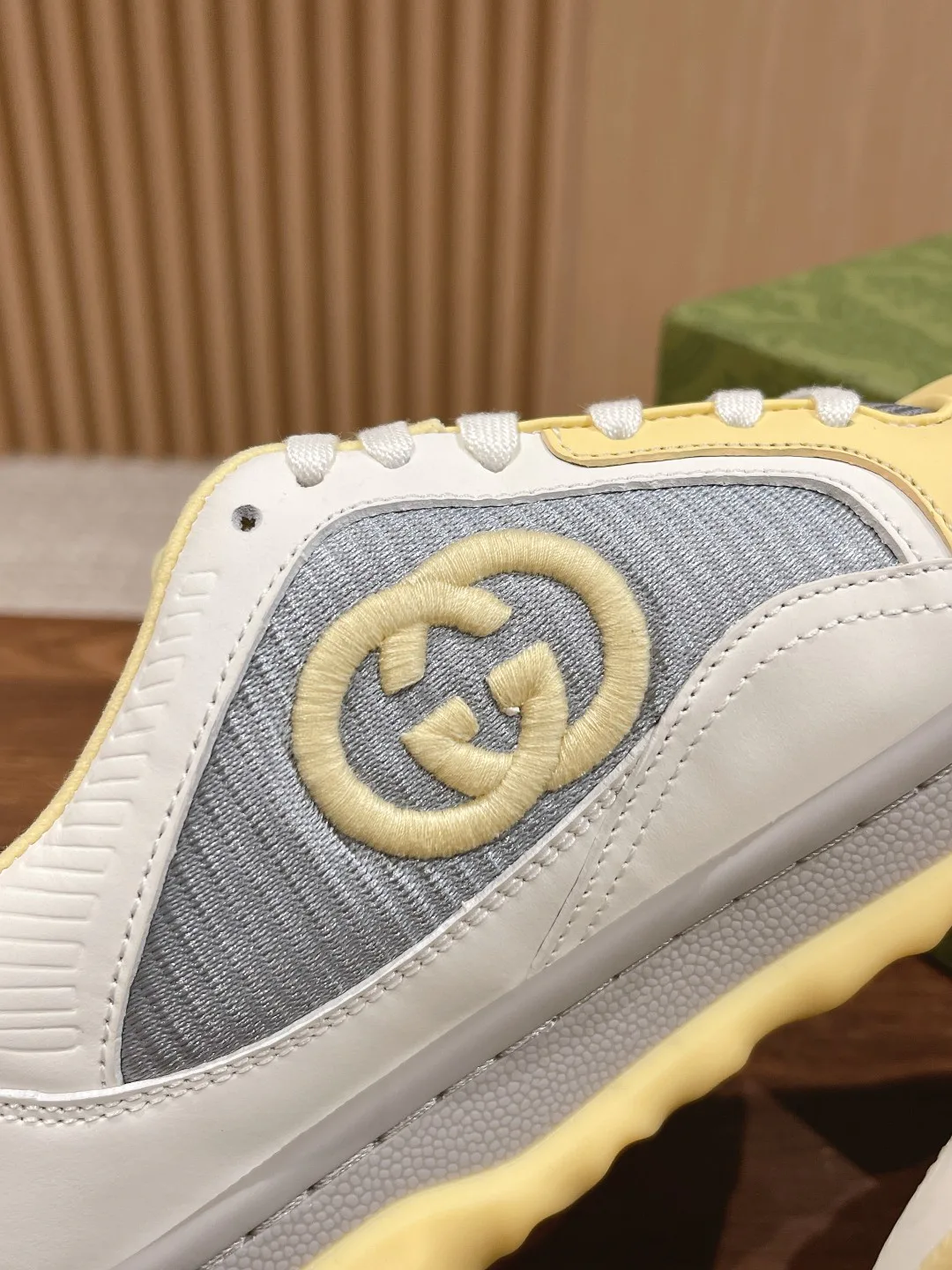 Кроссовки Женские Gucci 86977