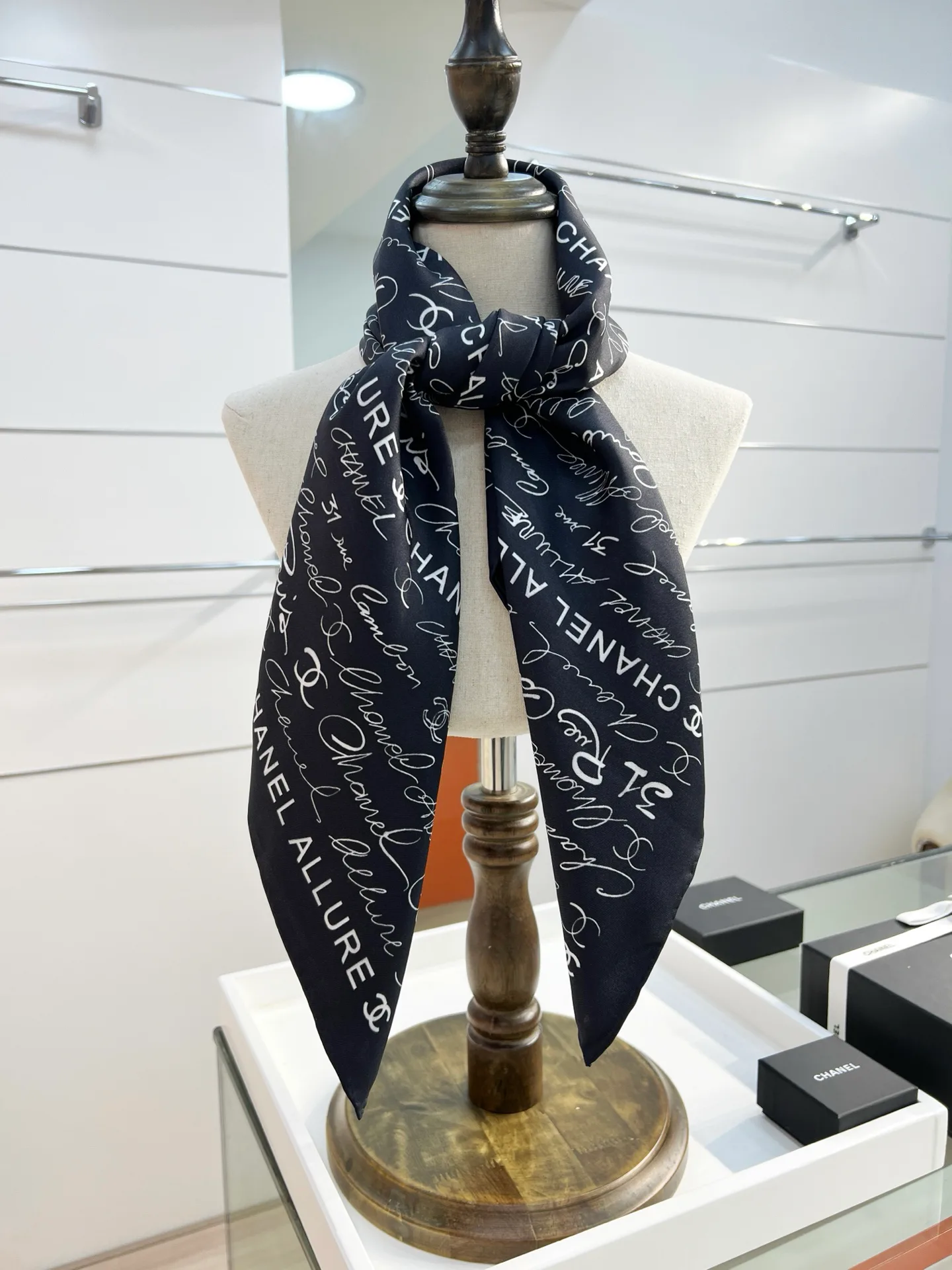 Платки Chanel 11503427