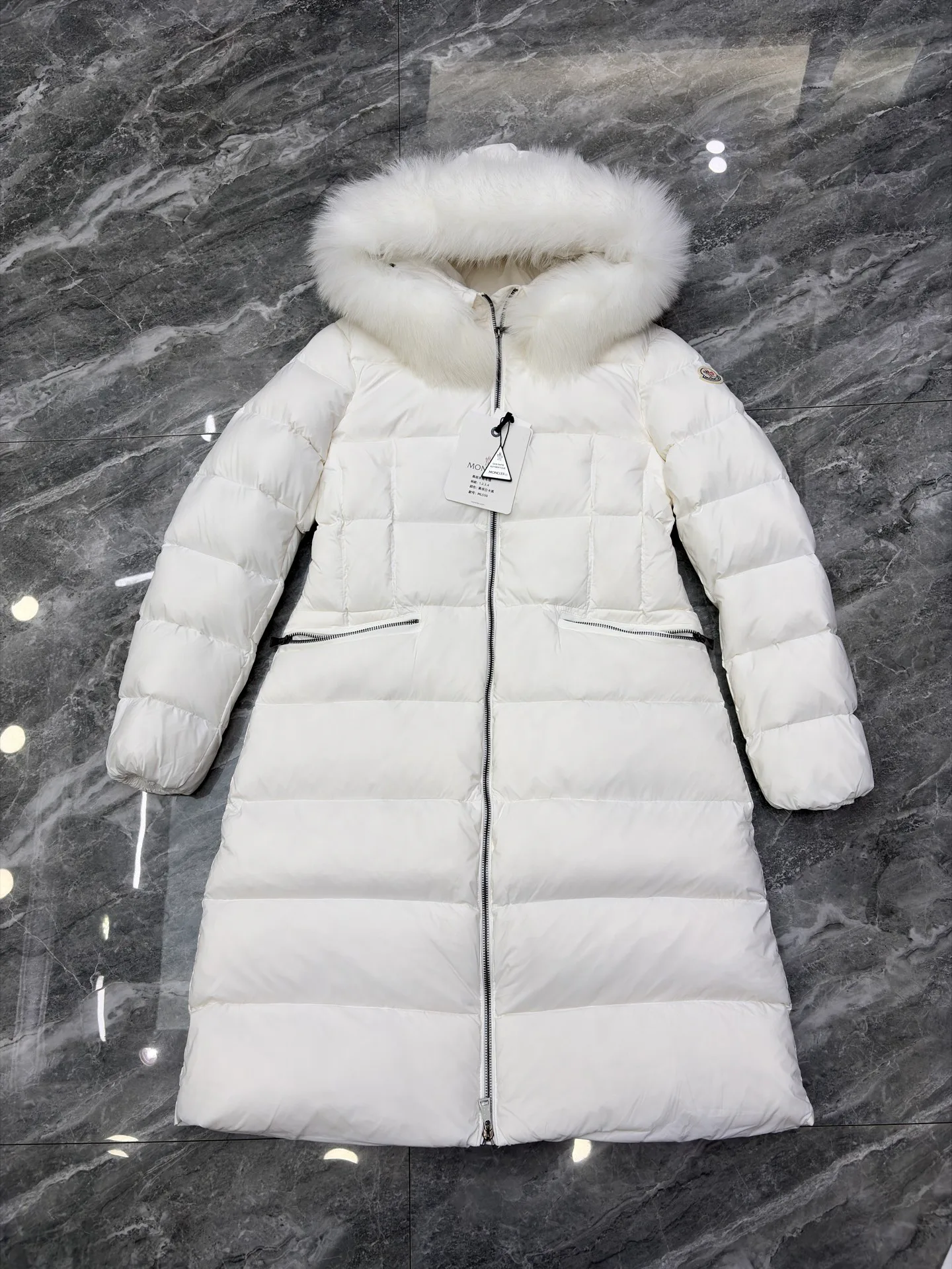 Куртки И Пуховики Женские Moncler 18346149