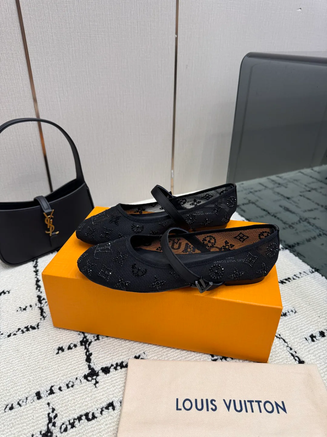 Балетки Женские Louis Vuitton 17947020