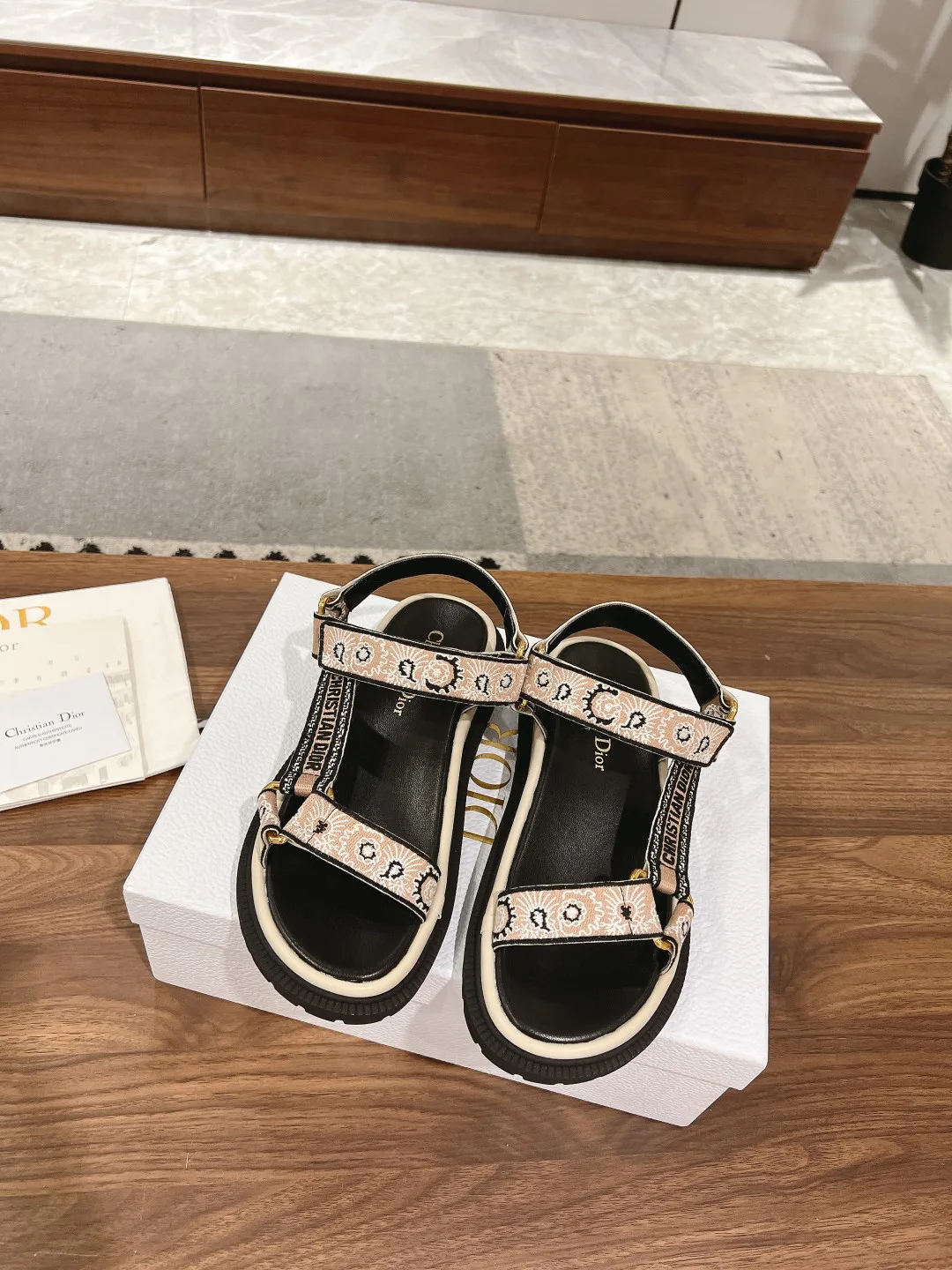 Сандалии Женские Christian Dior 13307