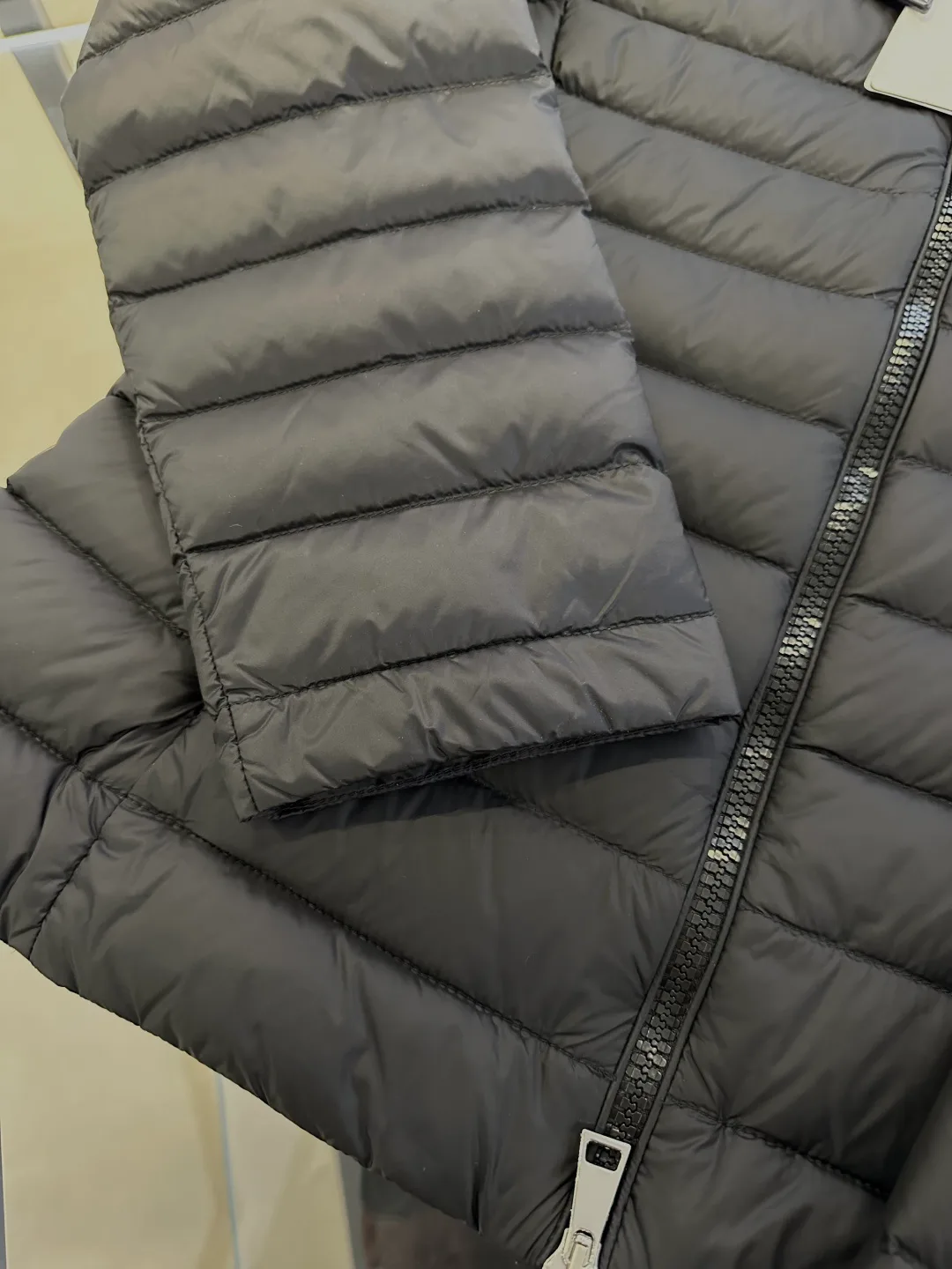 Куртки И Пуховики Женские Moncler 19572756