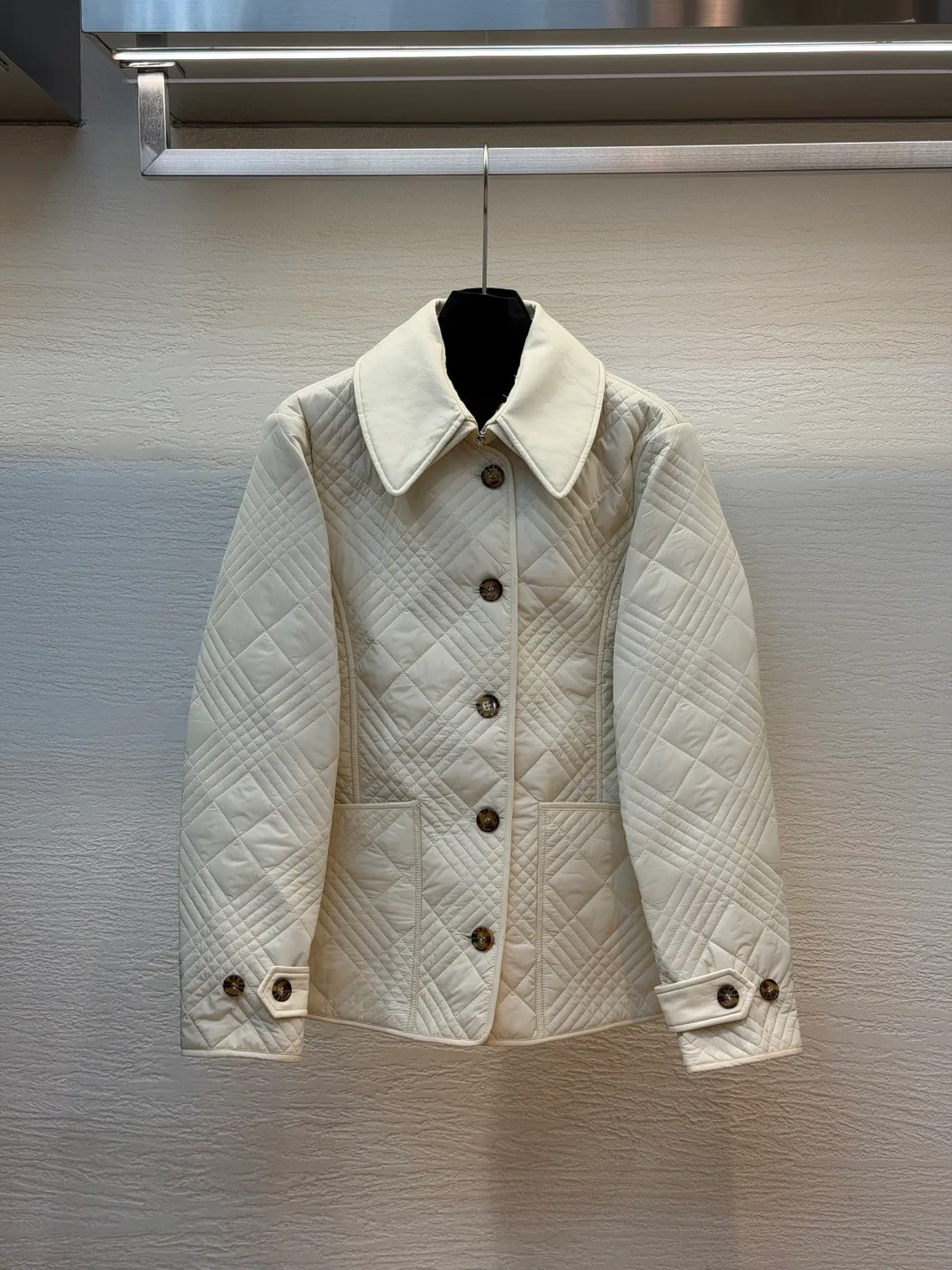 Куртки И Пуховики Женские Burberry 19038420