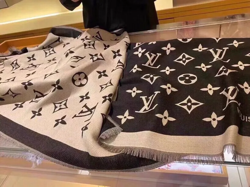 Шарфы Louis Vuitton 136772