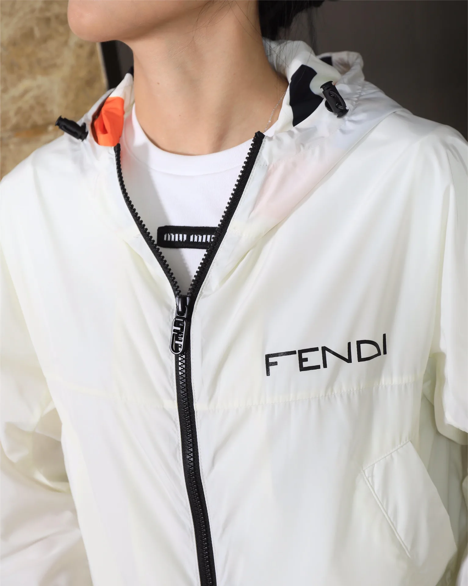 Куртки Женские Fendi Куртки Женские Fendi