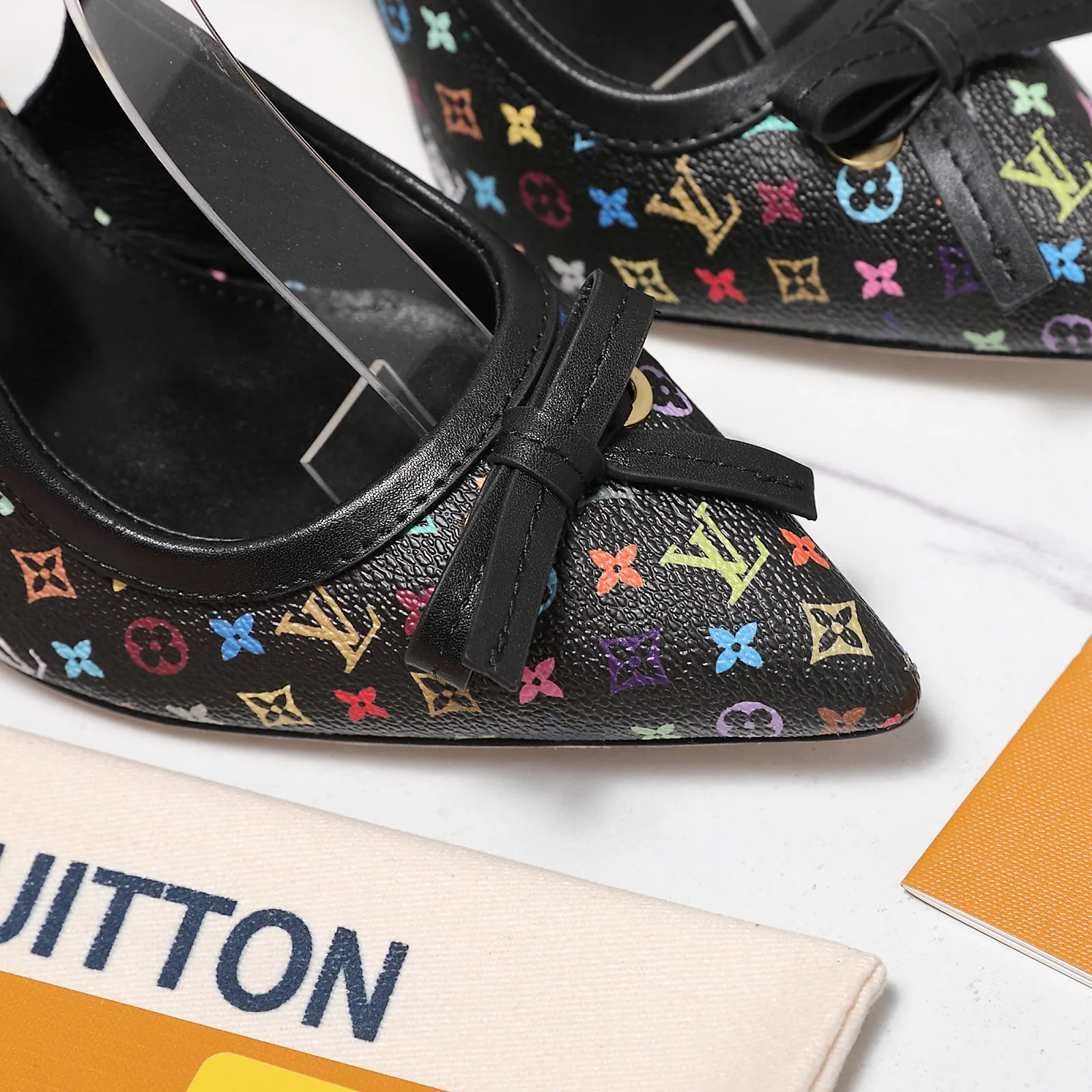 Туфли Женские Louis Vuitton 10250853