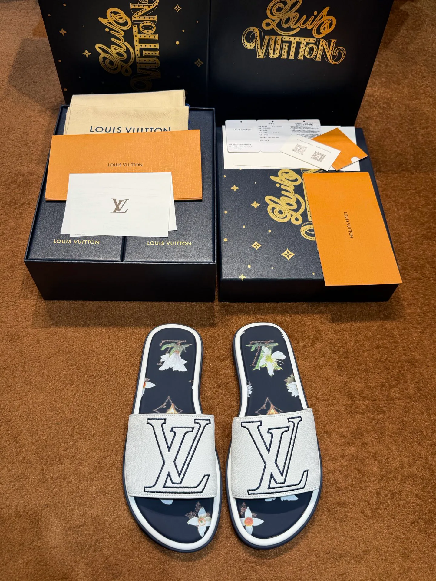 Шлепанцы Женские Louis Vuitton 17059501
