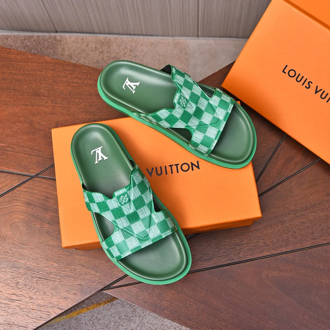 Шлепанцы Мужские Louis Vuitton 12120