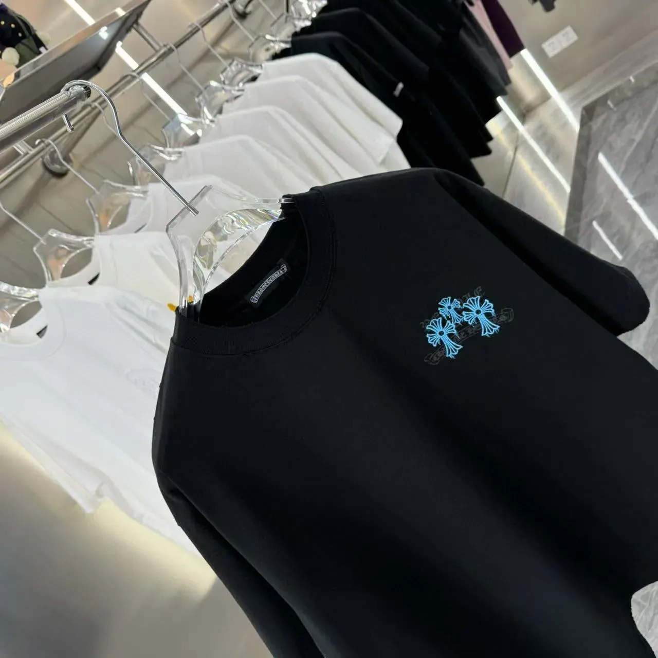 Футболки Женские Chrome Hearts 3612991