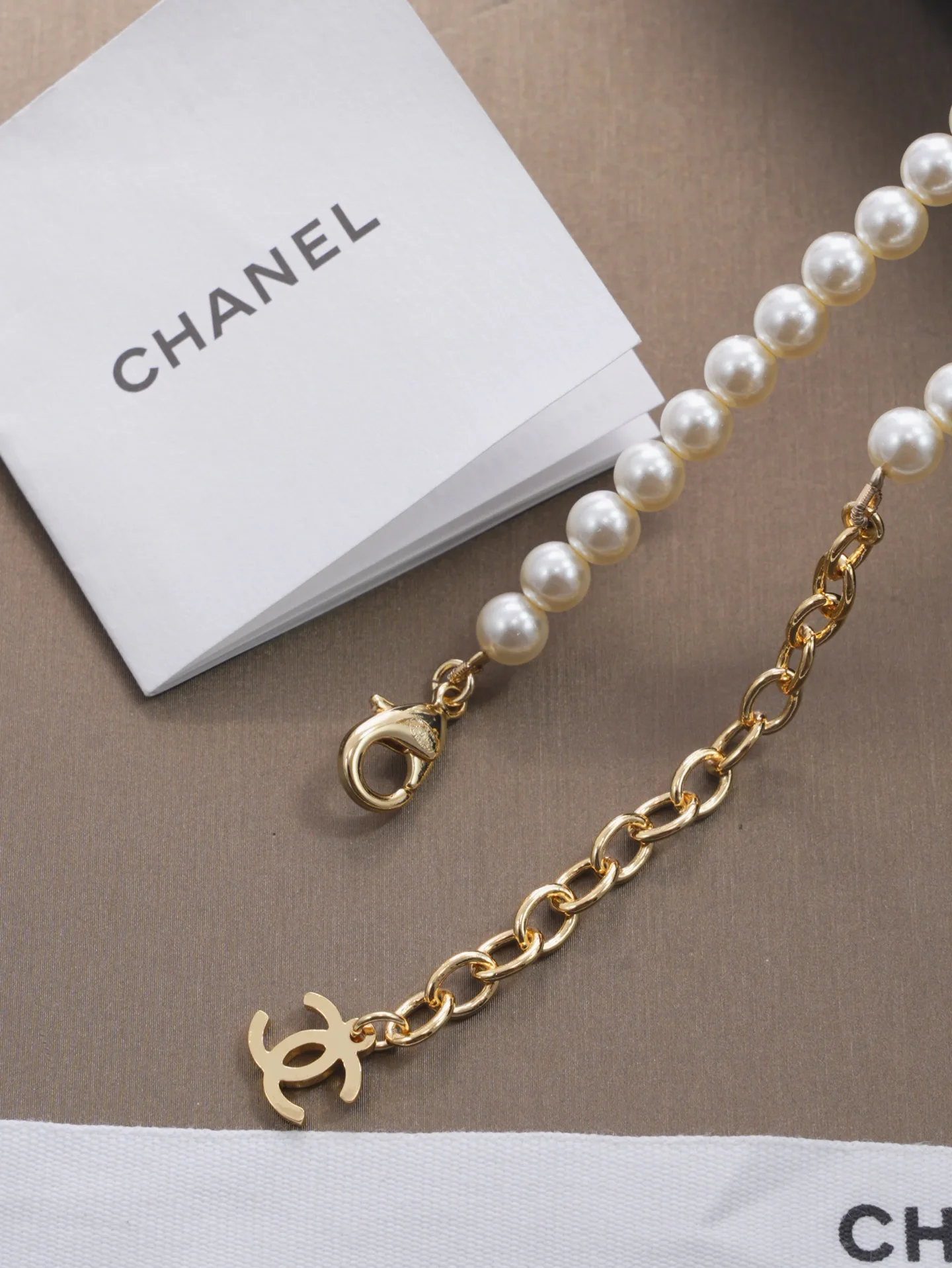 Бижутерия Chanel 9292058