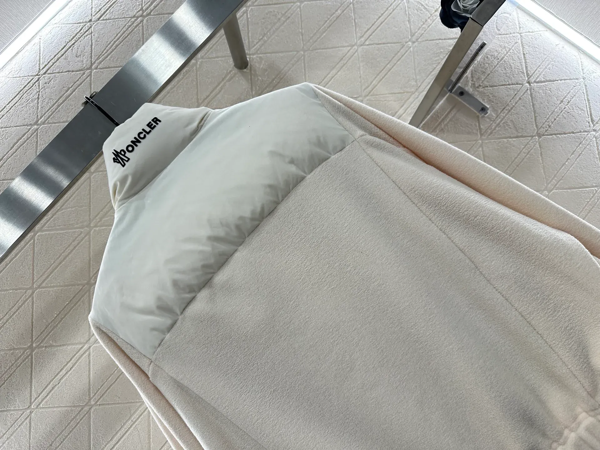 Куртки И Пуховики Женские Moncler 172533