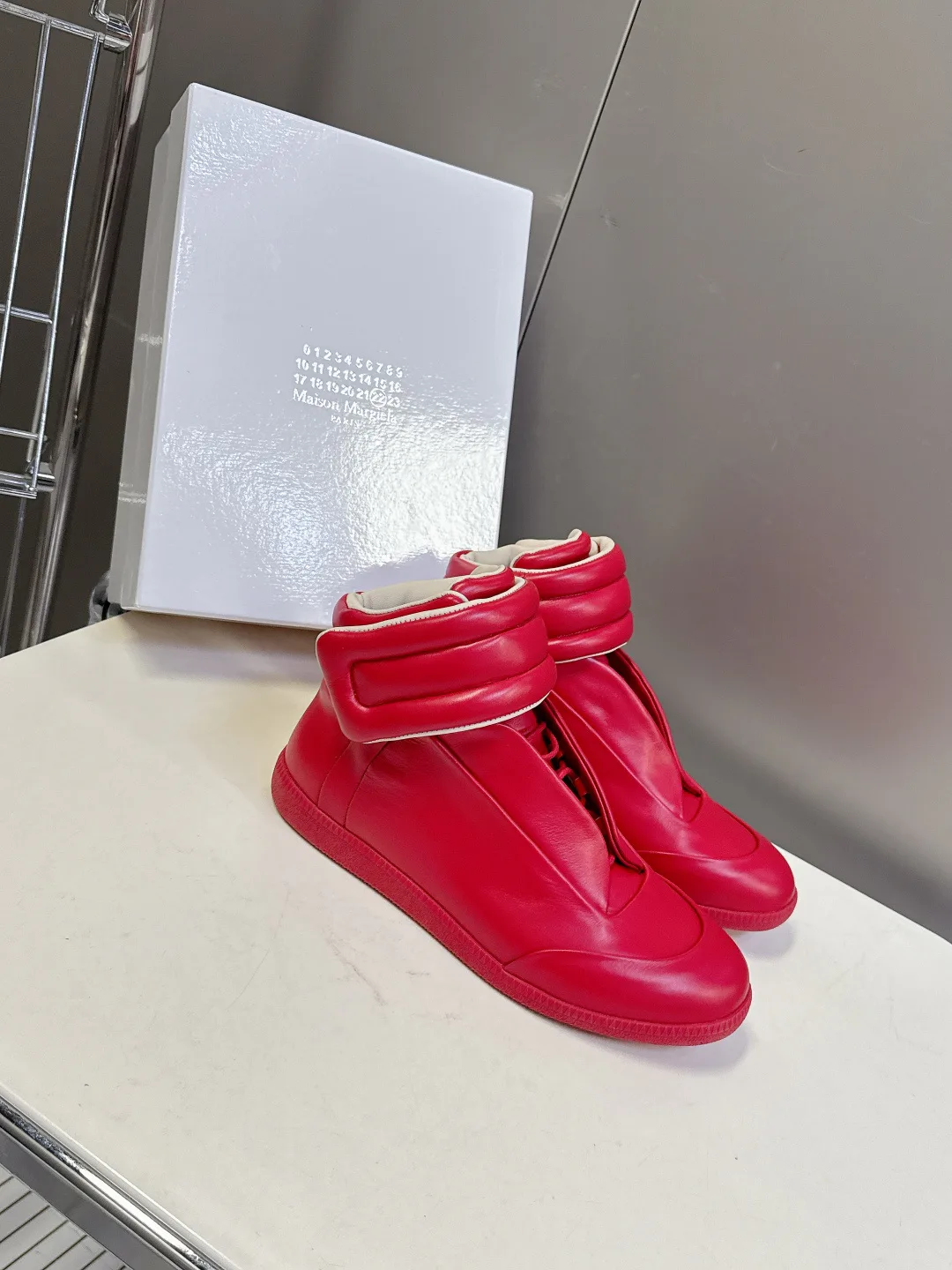 Кроссовки Женские Maison Margiela 14147025