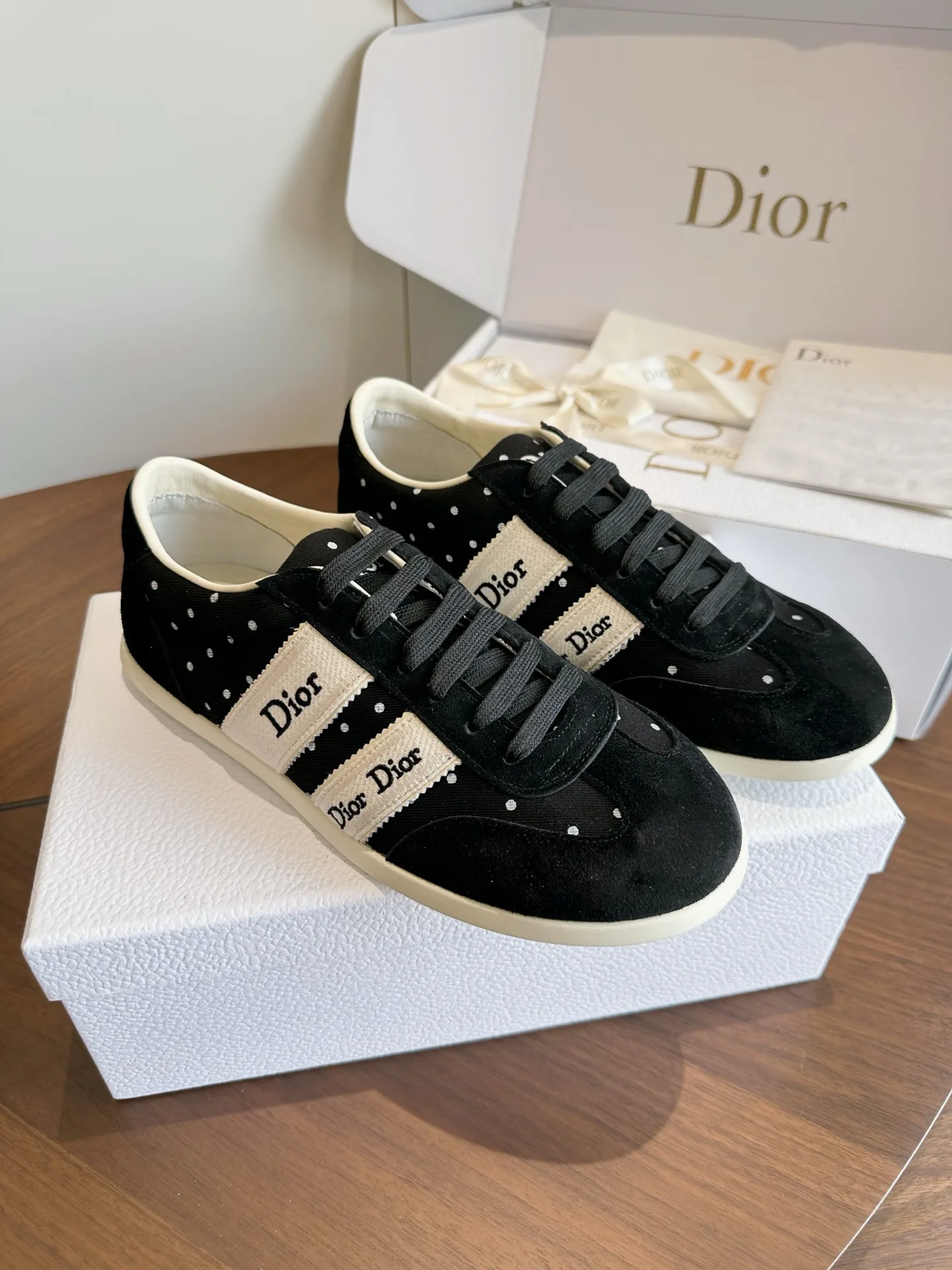 Кроссовки Женские Christian Dior 18443954
