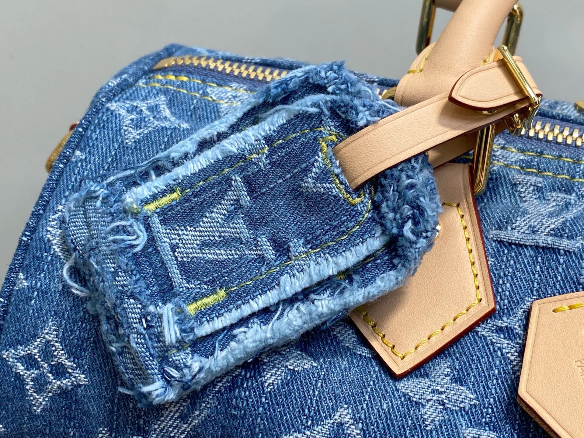 Сумки На Ремне Женские Louis Vuitton 13209853