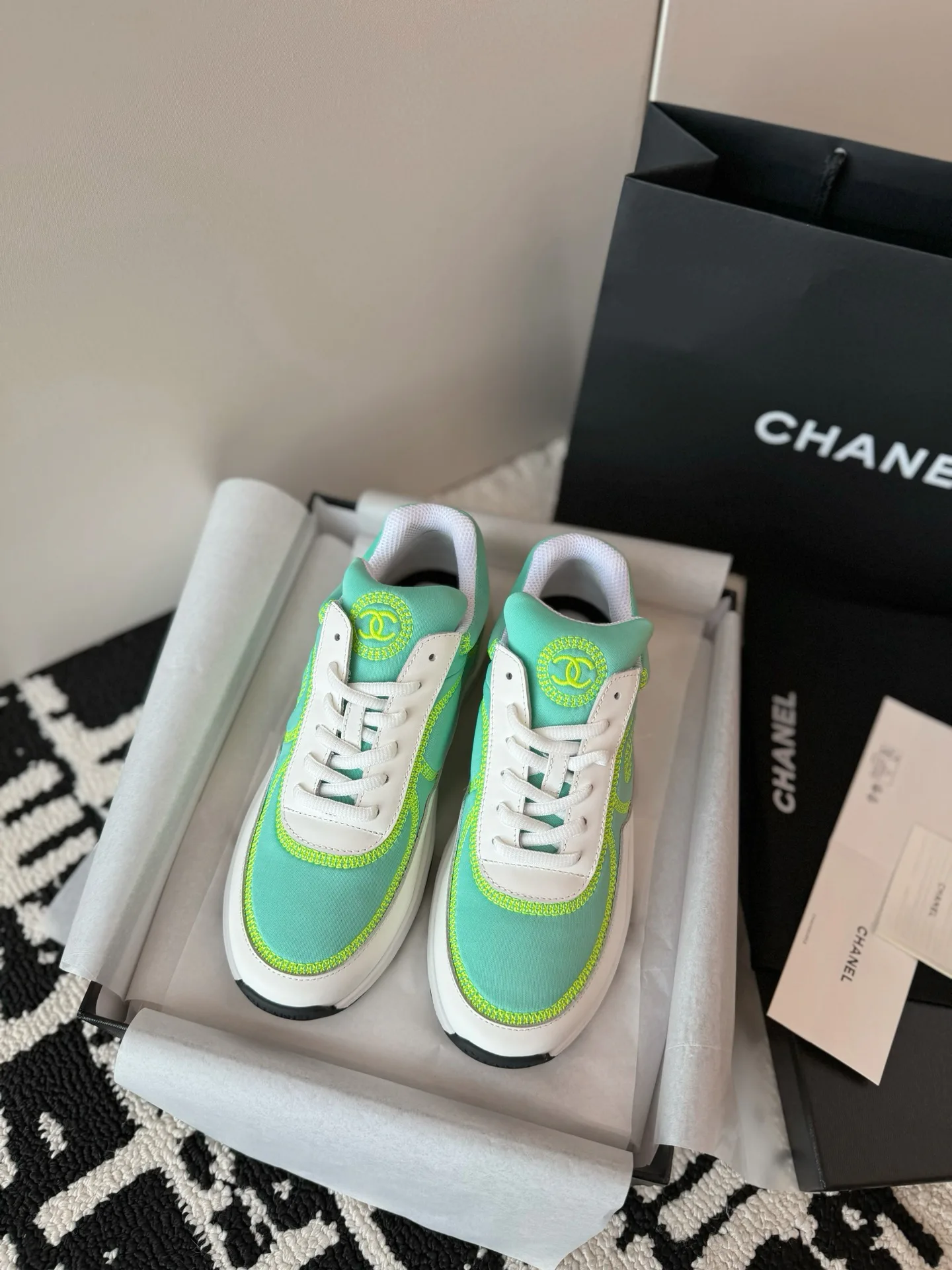 Кроссовки Женские Chanel 17578