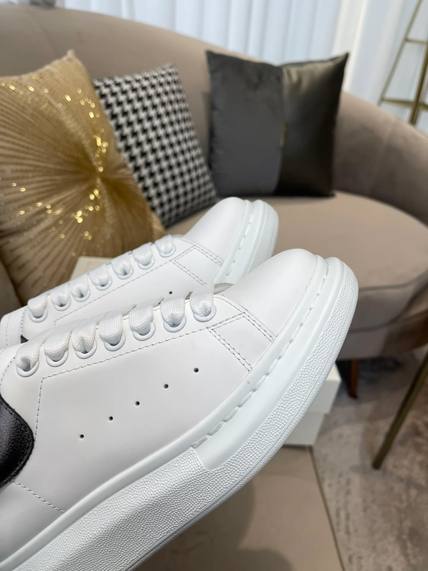 Кеды Женские Alexander Mcqueen 13287240