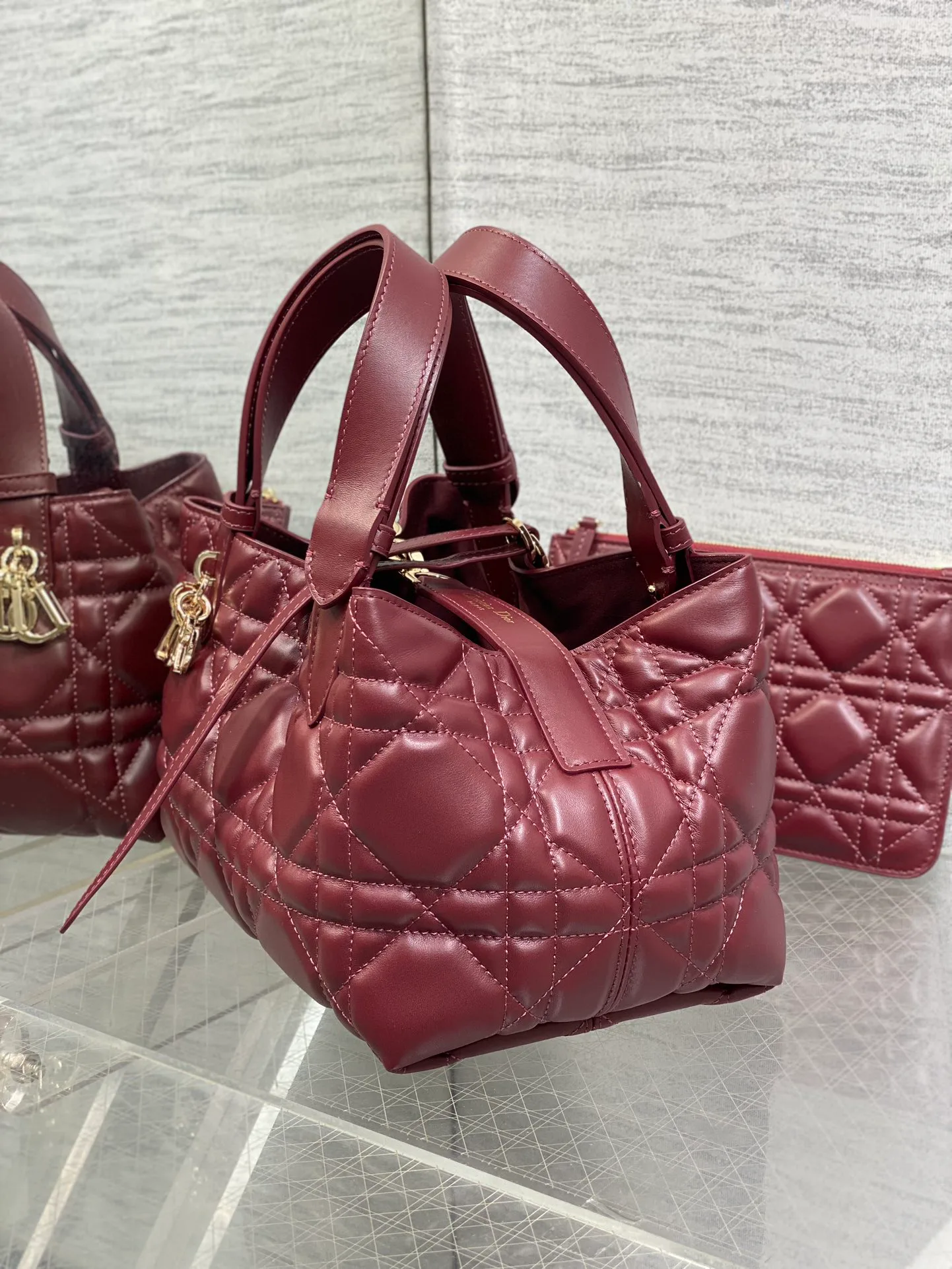 Классические Сумки Женские Christian Dior 11562696