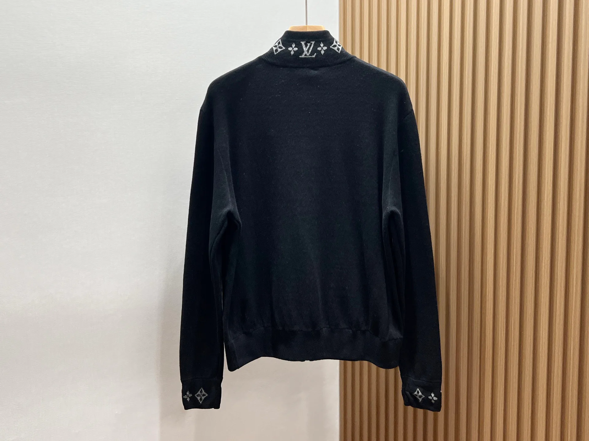 Куртки И Пуховики Мужские Louis Vuitton 848308