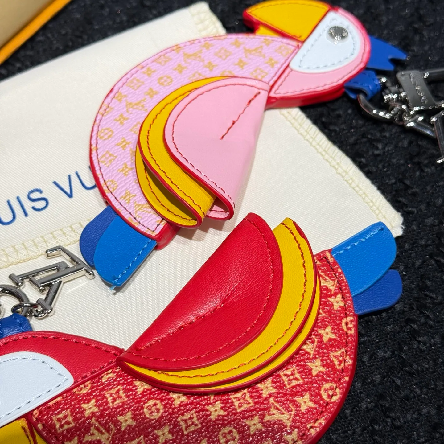 Ключницы Louis Vuitton 18417373