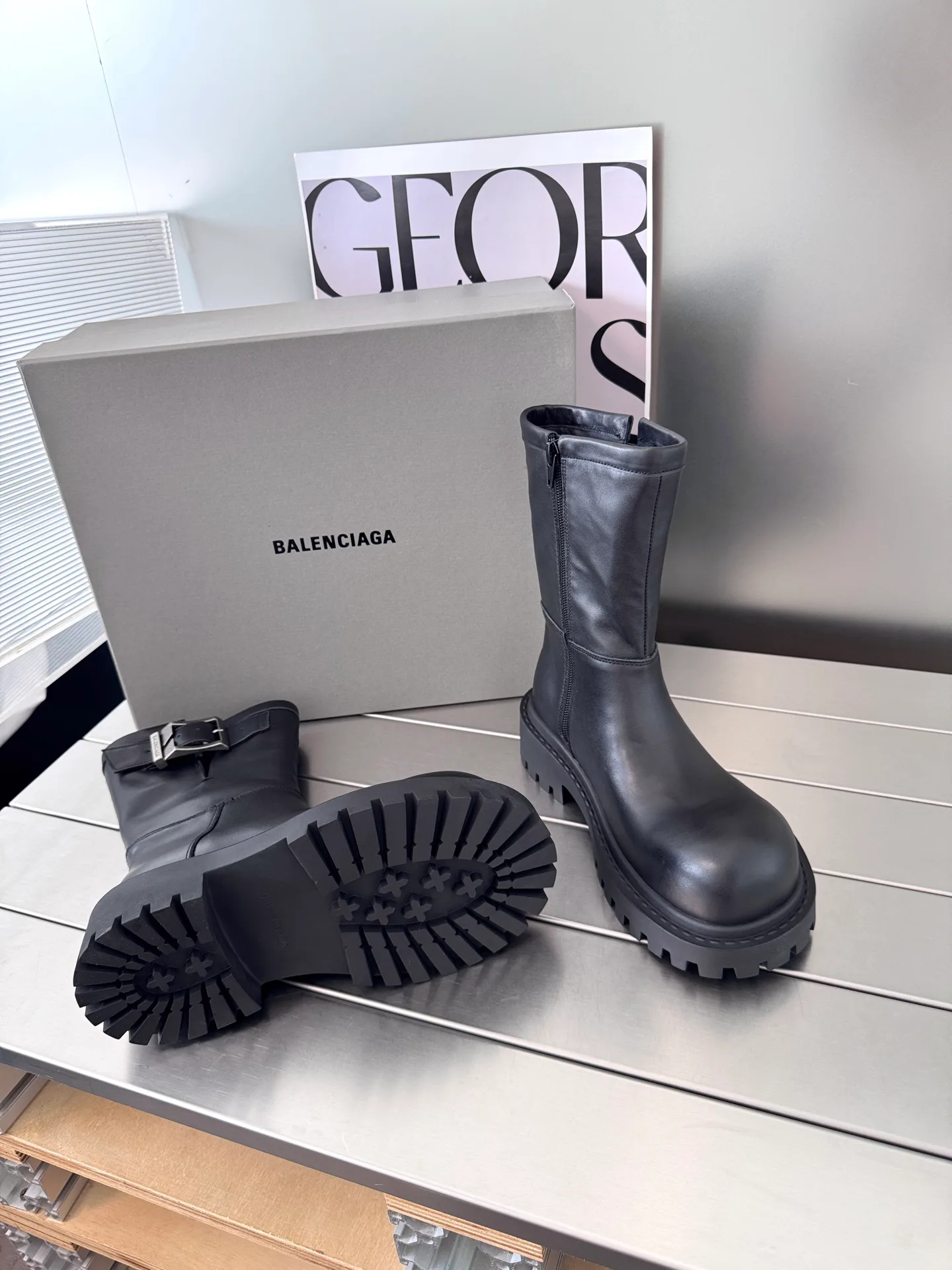 Ботинки Женские Balenciaga 17912860