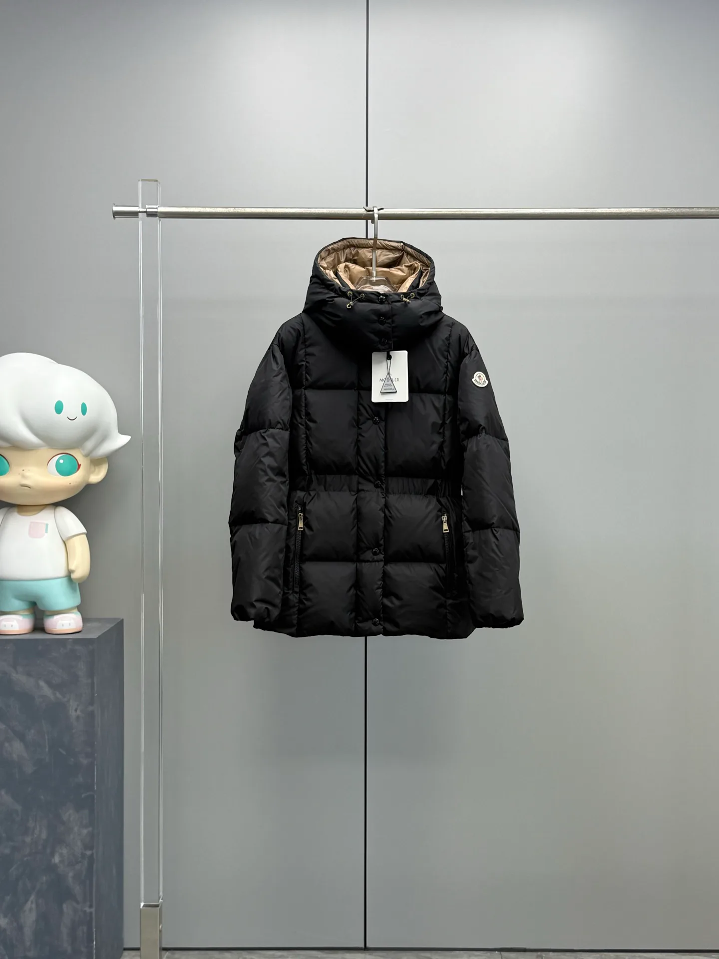 Куртки И Пуховики Женские Moncler 18326250