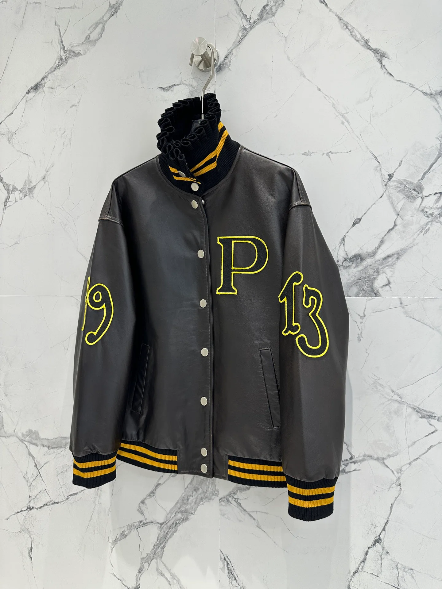 Кожаные Куртки И Дублёнки Мужские Prada 11181084