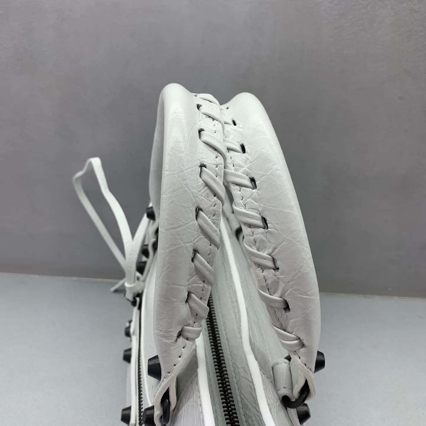 Классические Сумки Женские Balenciaga 13363979