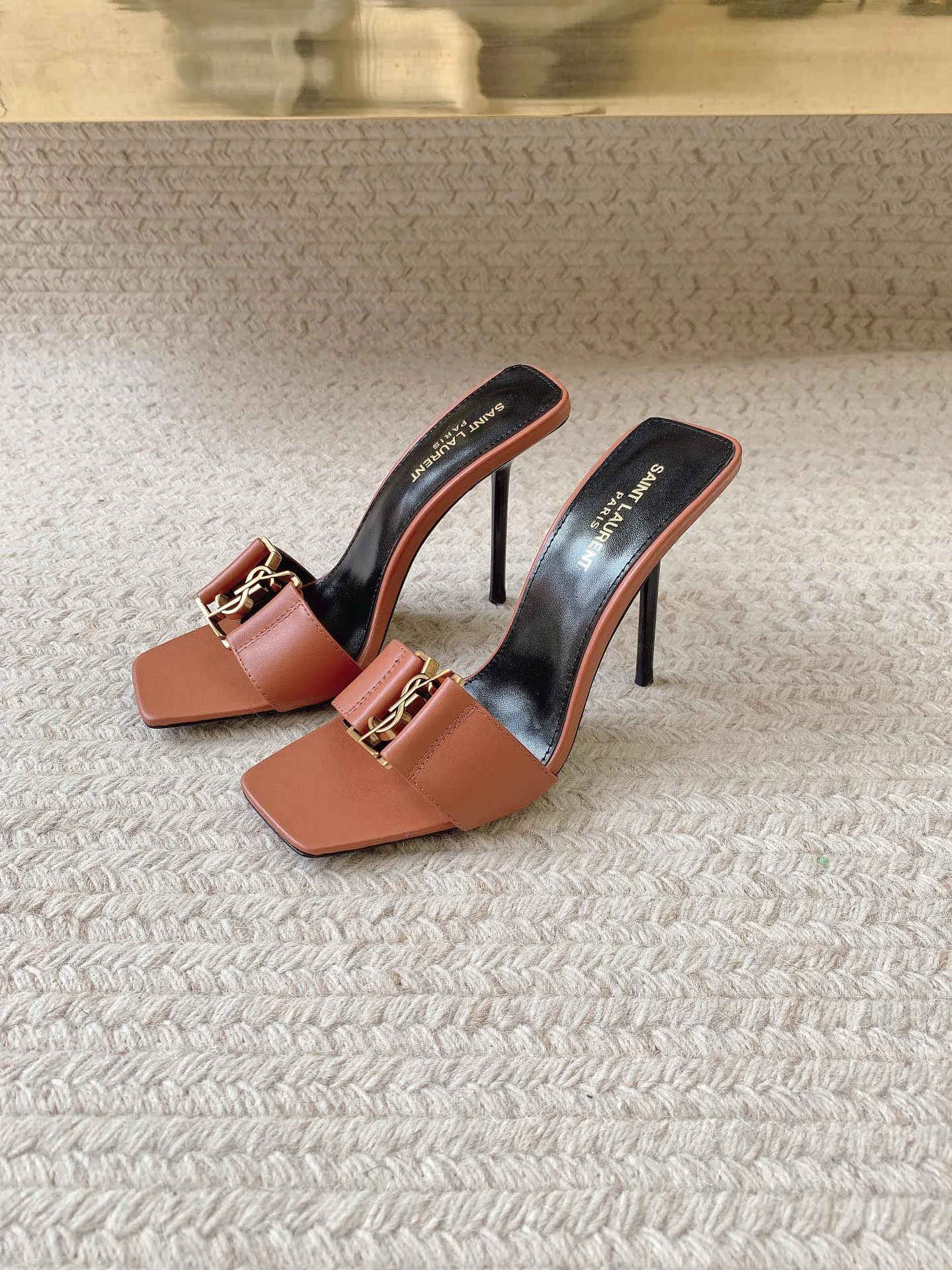 Босоножки Женские Saint Laurent 23837