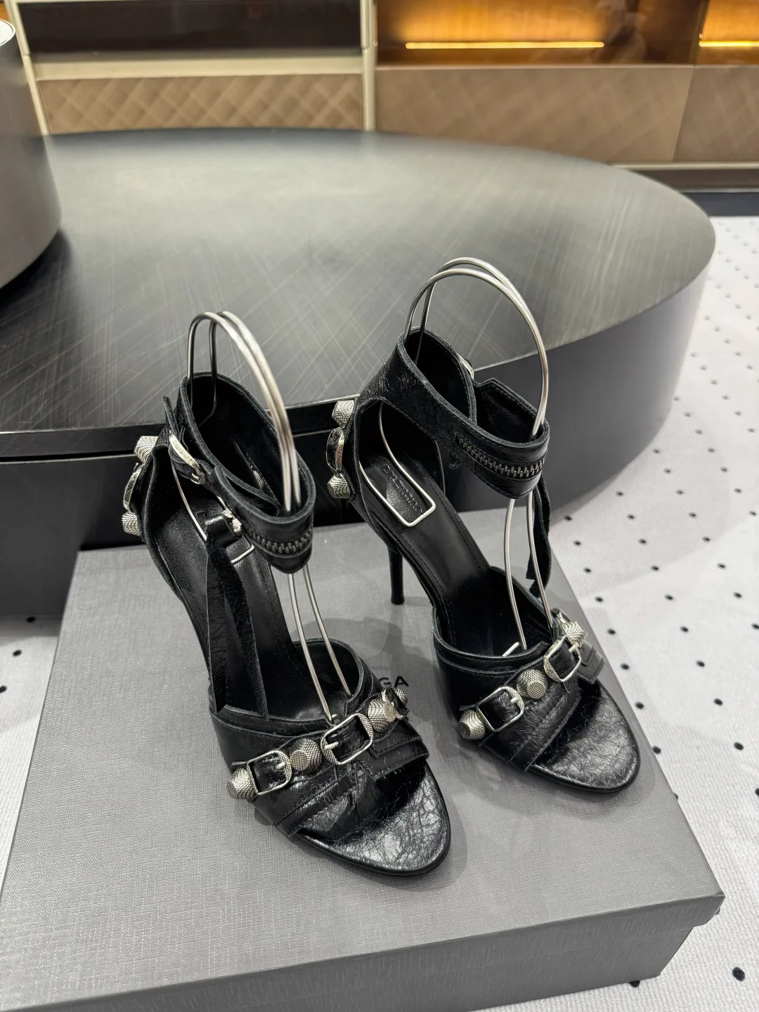 Босоножки Женские Balenciaga 30727