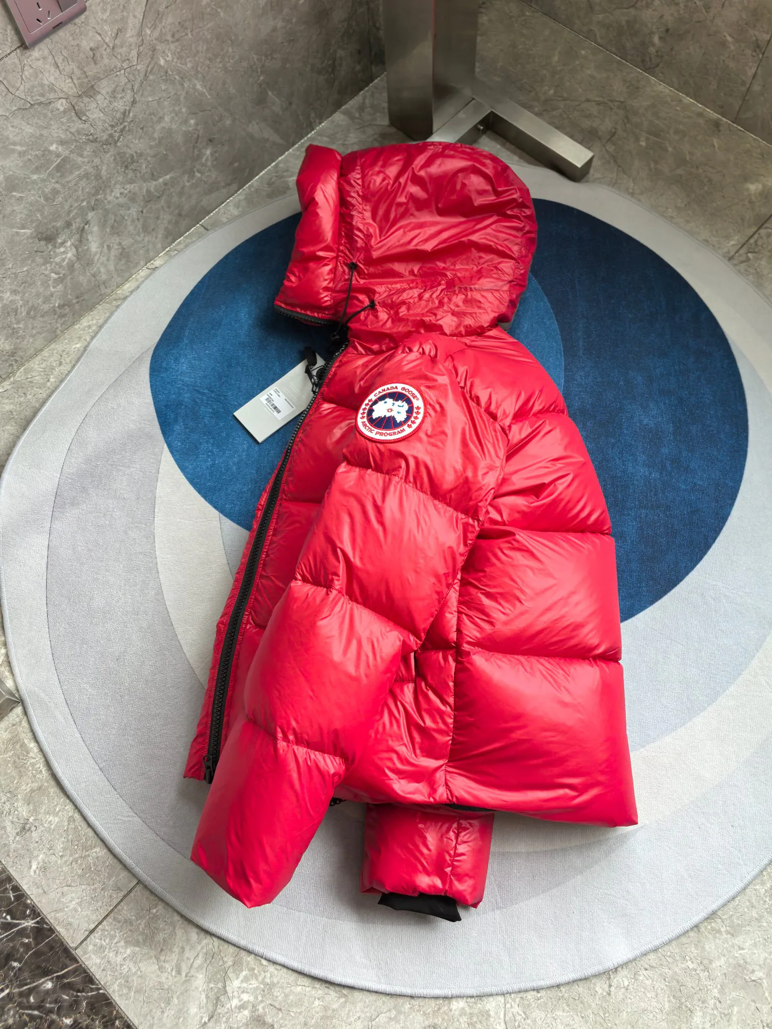Куртки И Пуховики Женские Canada Goose 18927765
