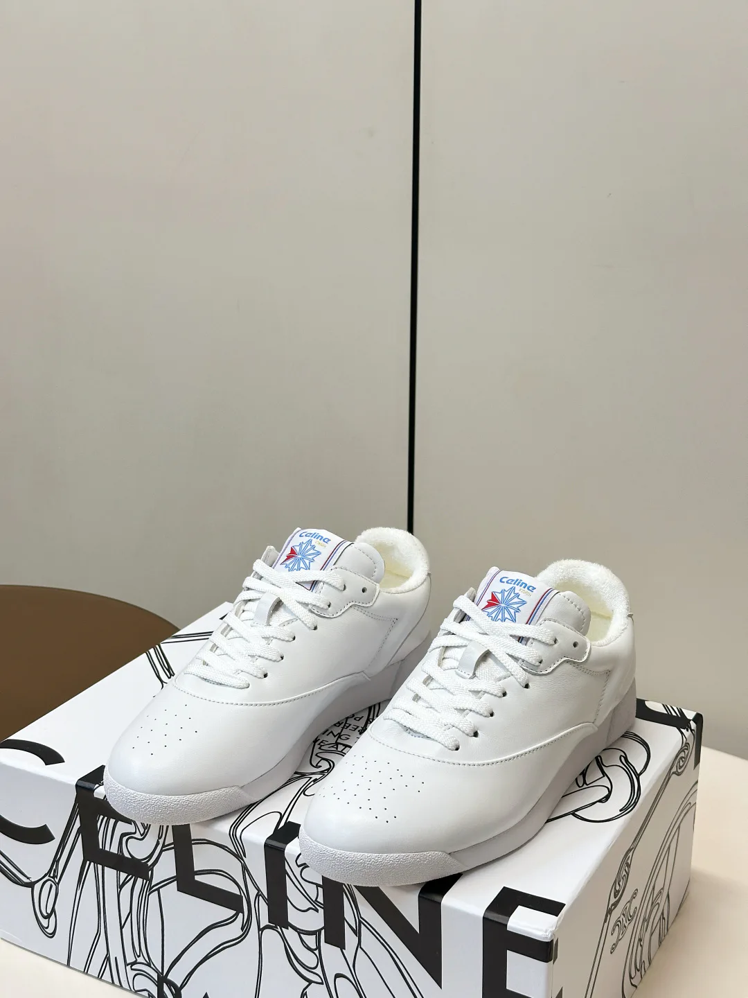 Кроссовки Женские Celine 18738186