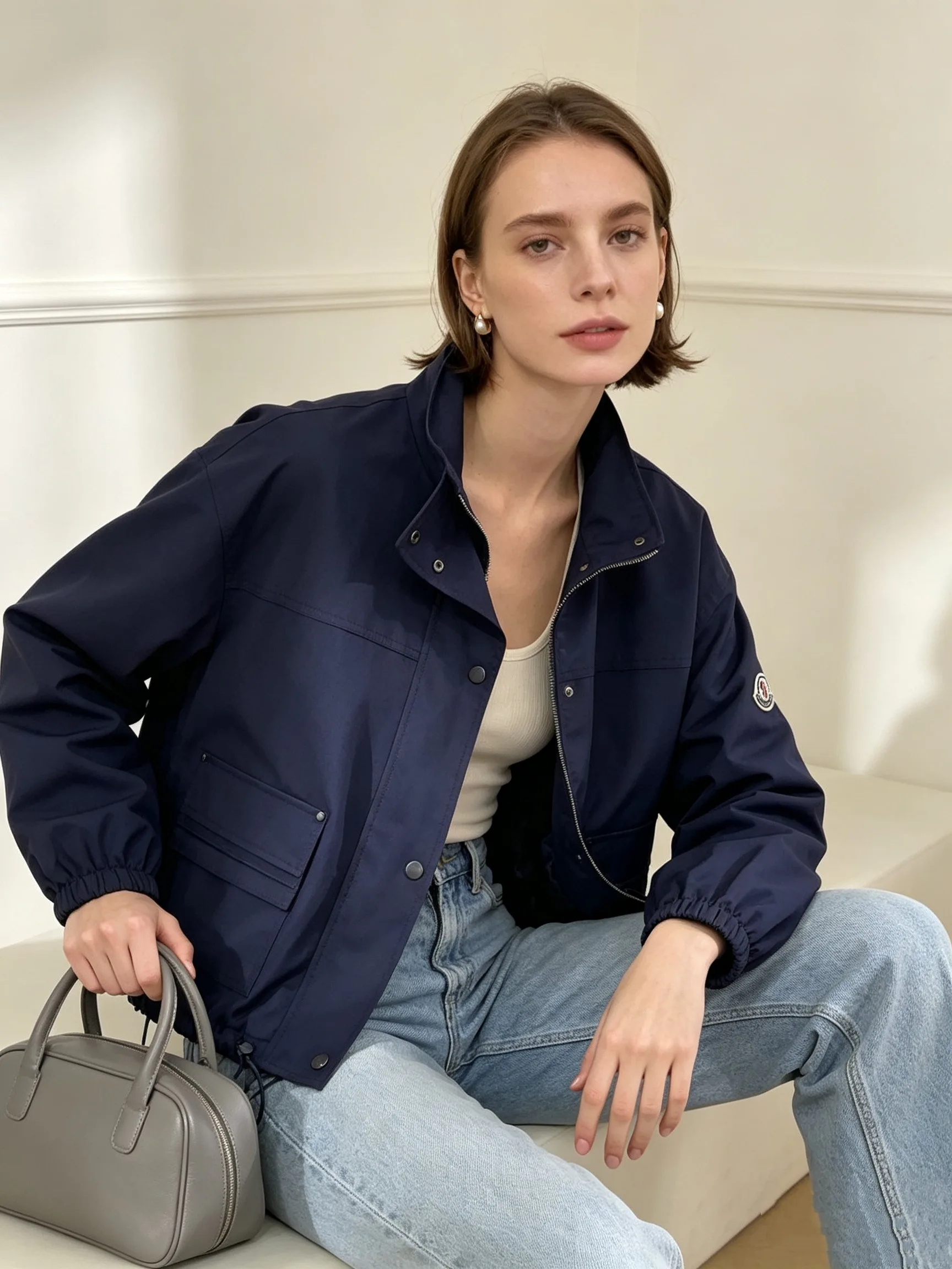Куртки И Пуховики Женские Moncler 17986483