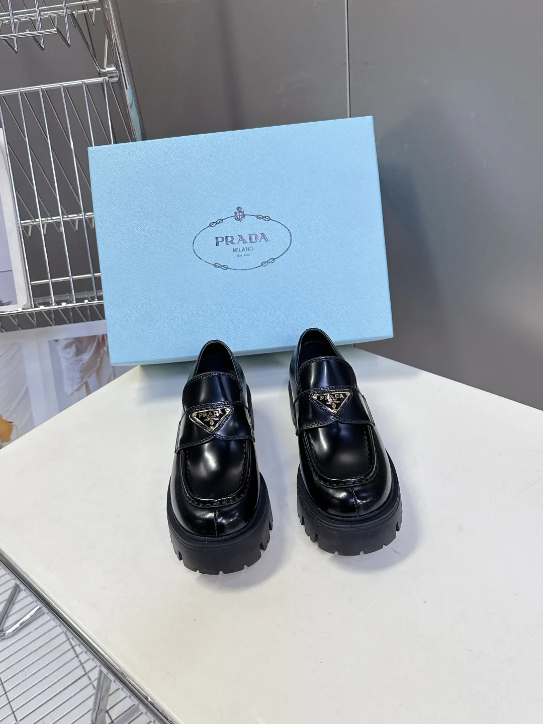 Лоферы Женские Prada 289860