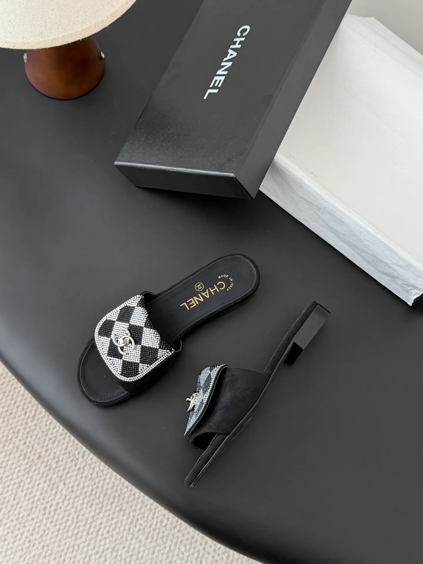 Шлепанцы Женские Chanel 1818741