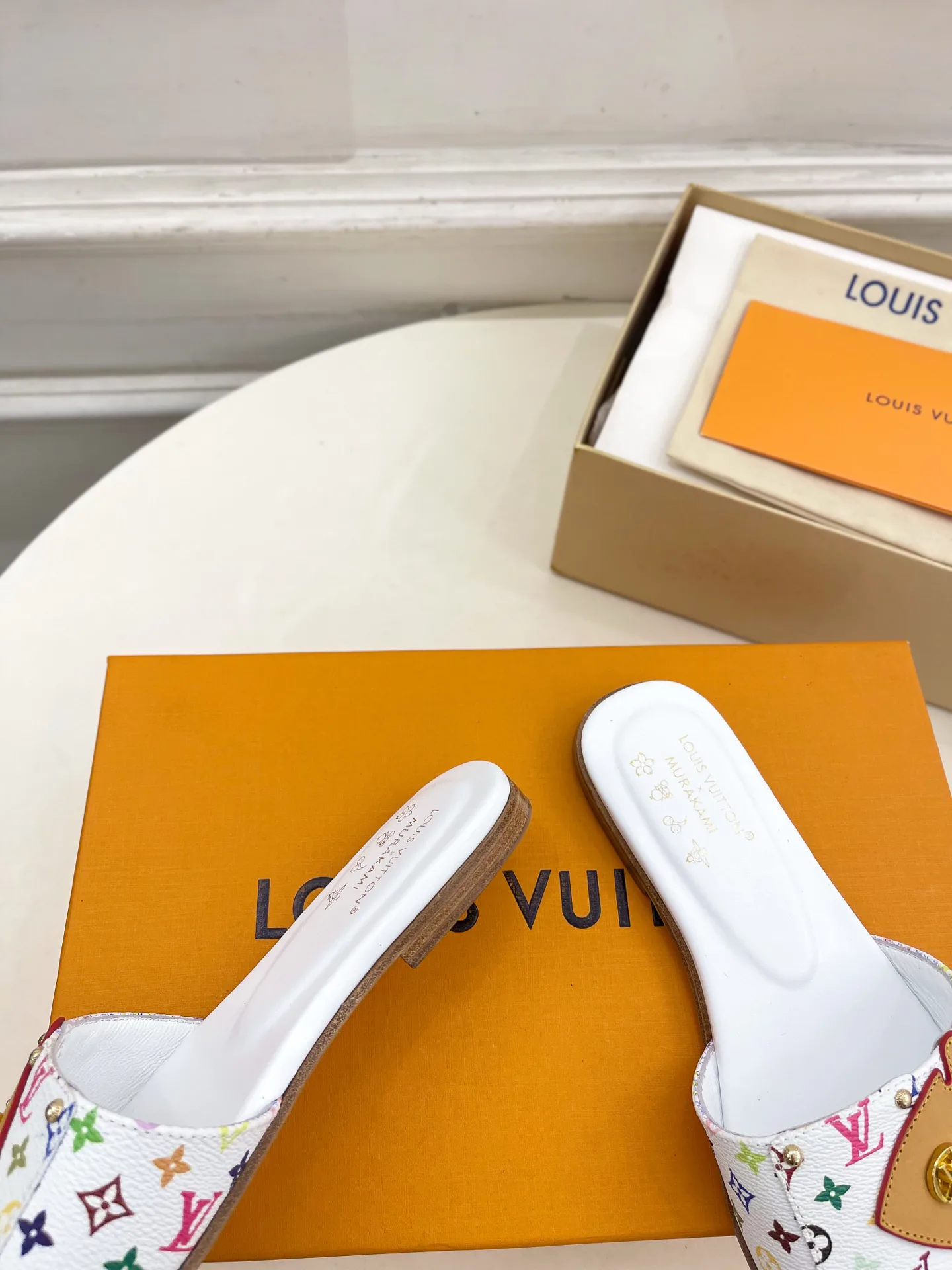 Сандалии Женские Louis Vuitton 11372161