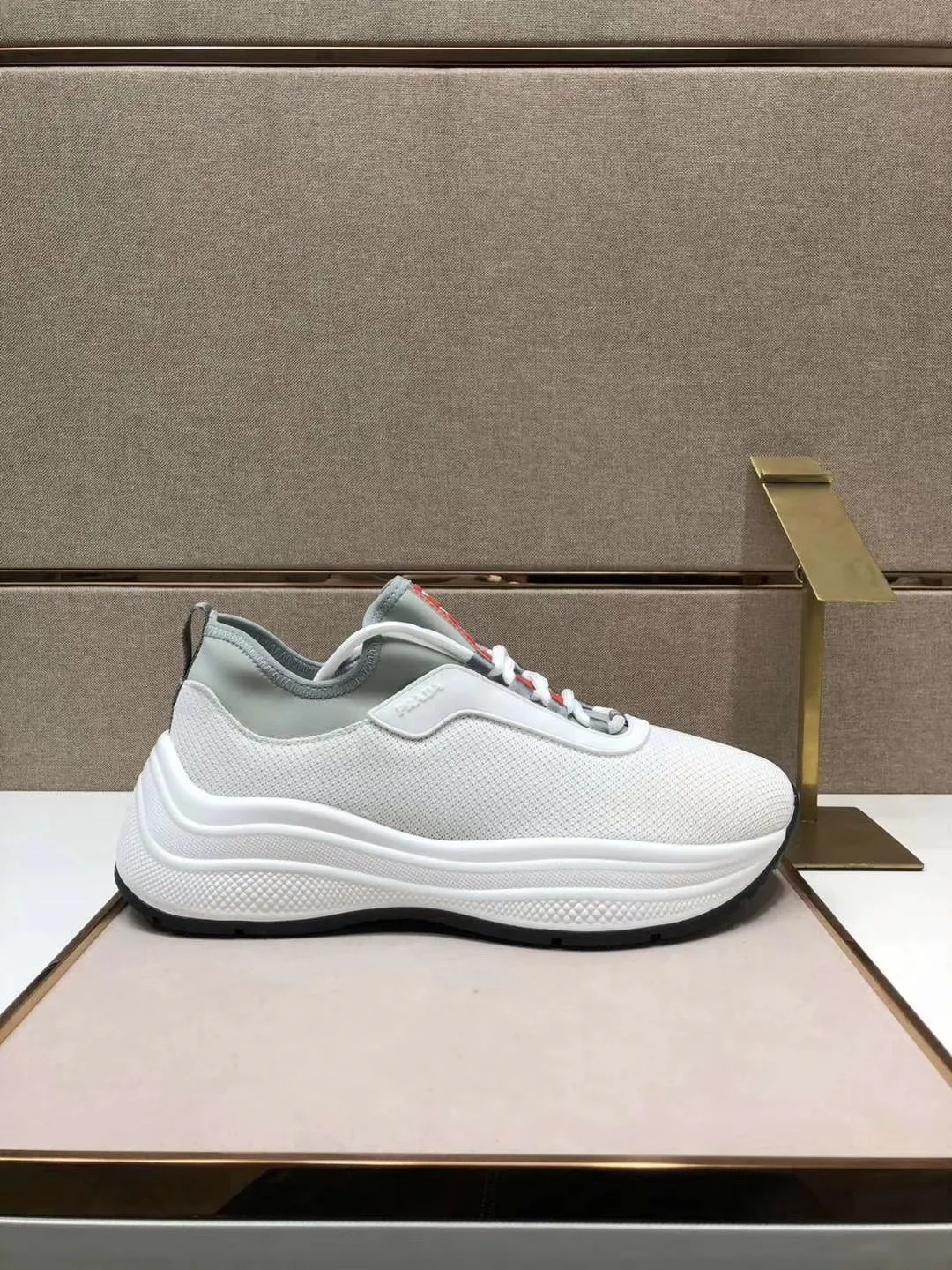 Кроссовки Мужские Prada 10844549