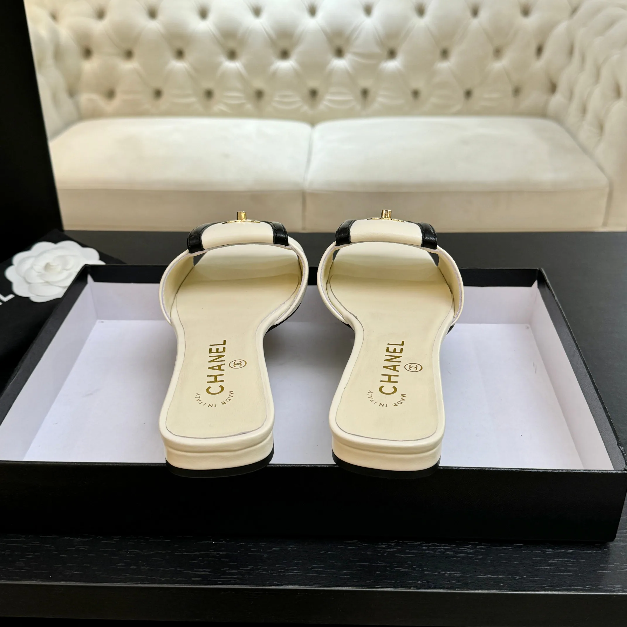 Шлепанцы Женские Chanel 12208632