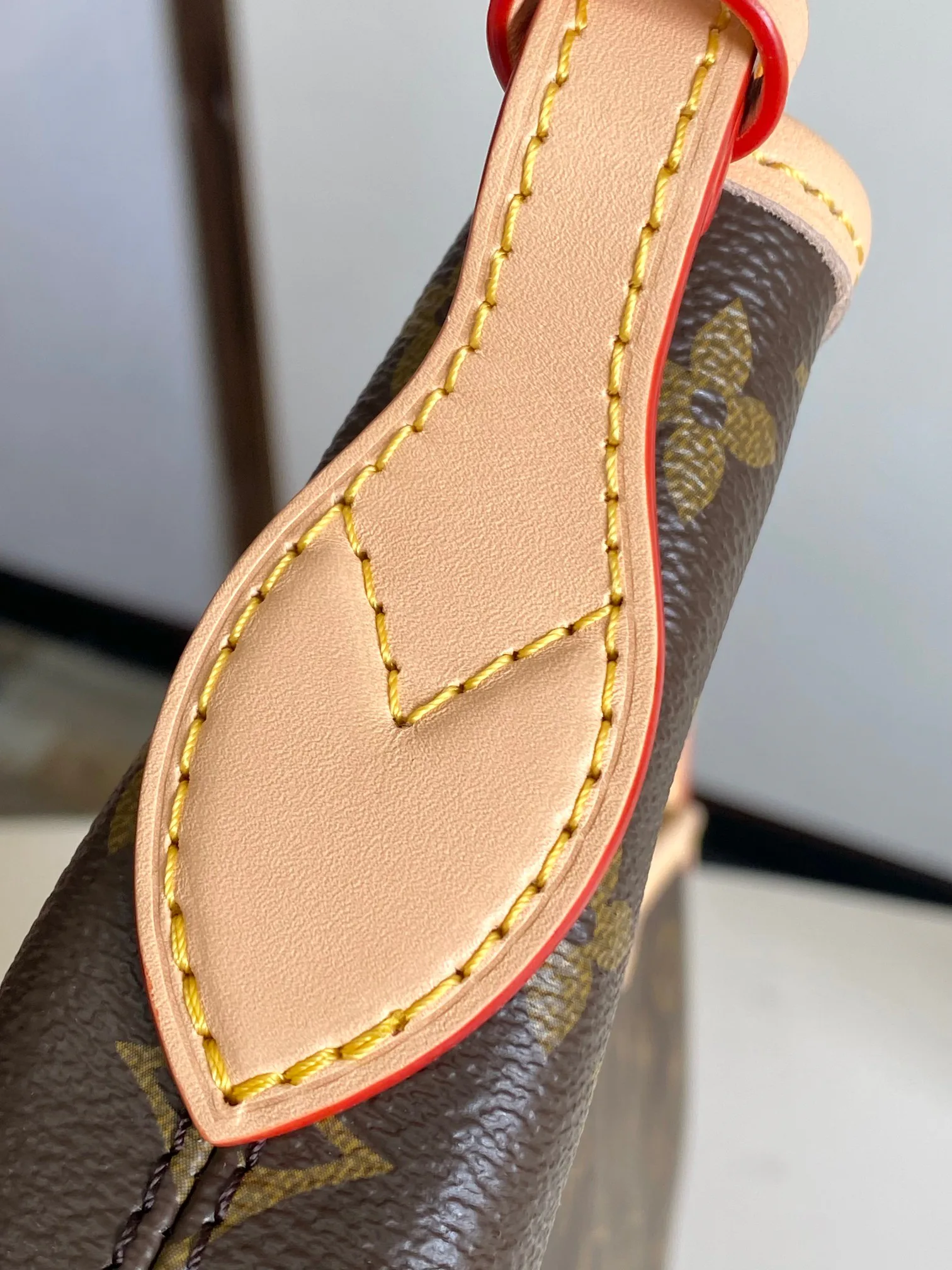 Классические Сумки Женские Louis Vuitton 11565807
