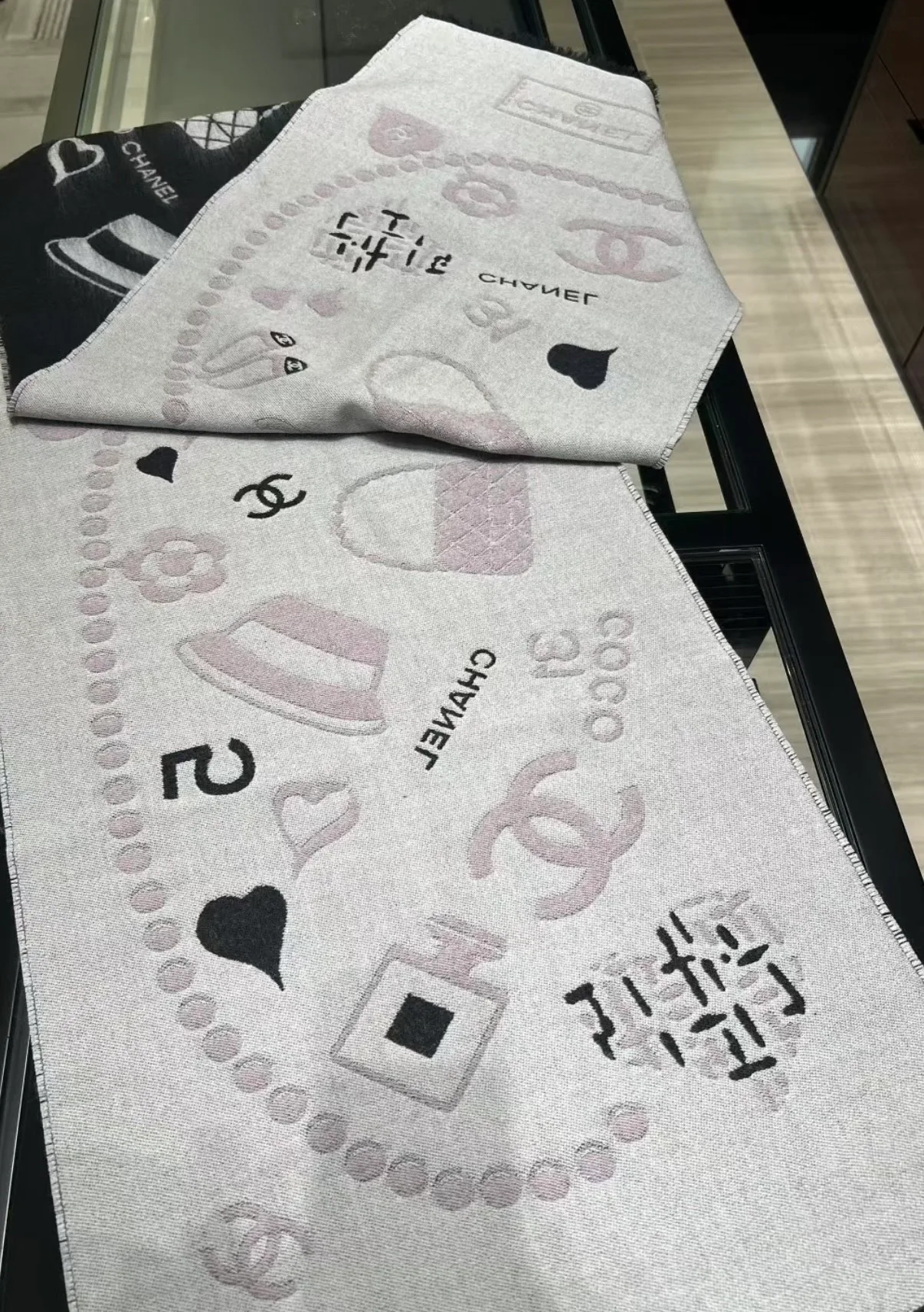 Шарфы Chanel 4549900