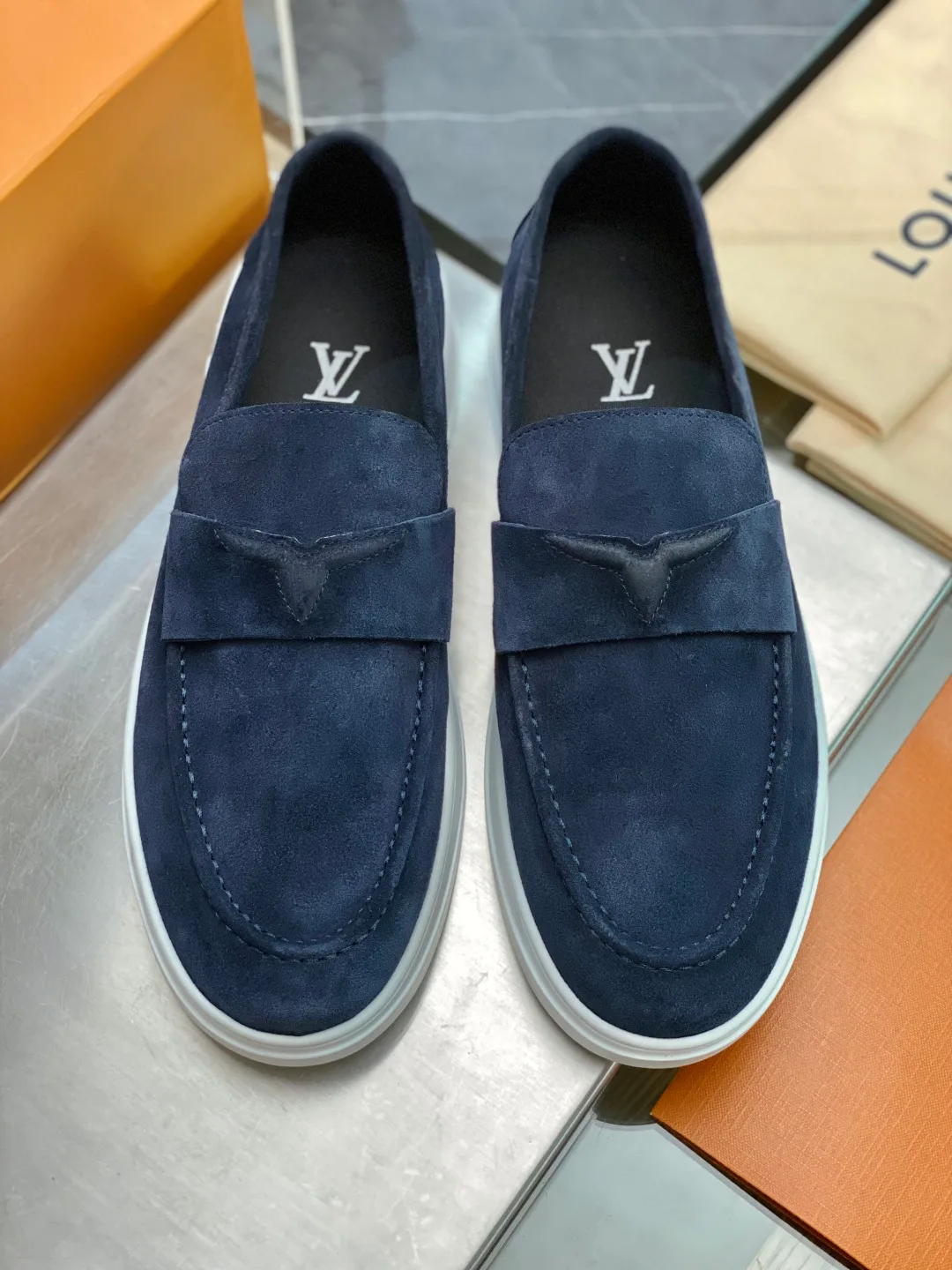 Лоферы И Мокасины Женские Louis Vuitton 17932745