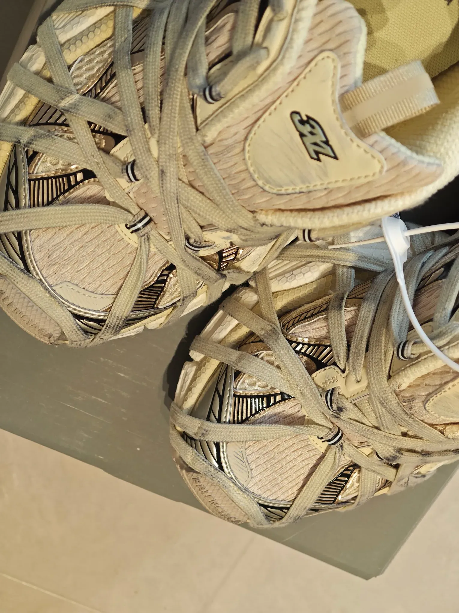 Кроссовки Женские Balenciaga 4624487