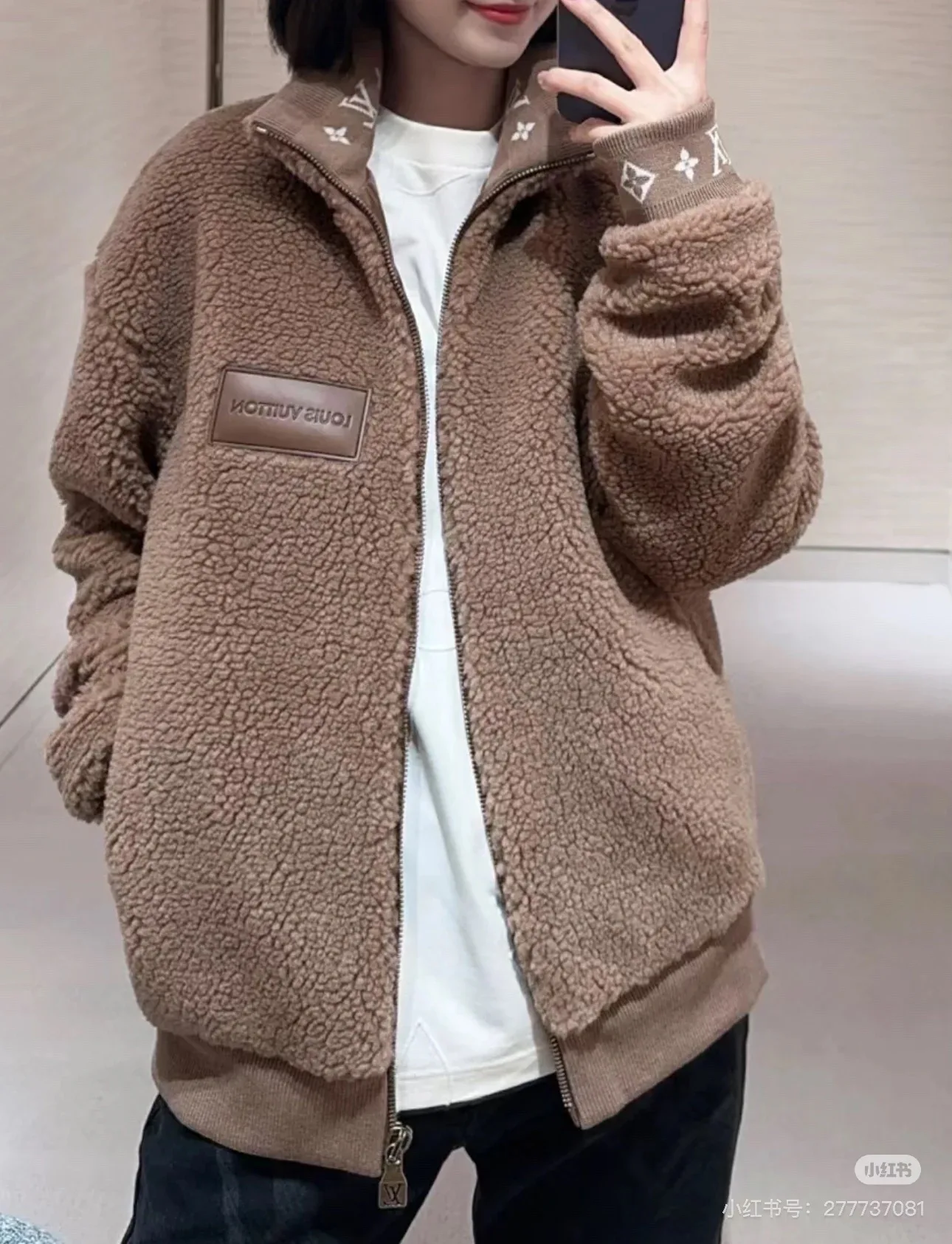 Куртки И Пуховики Женские Louis Vuitton 95372