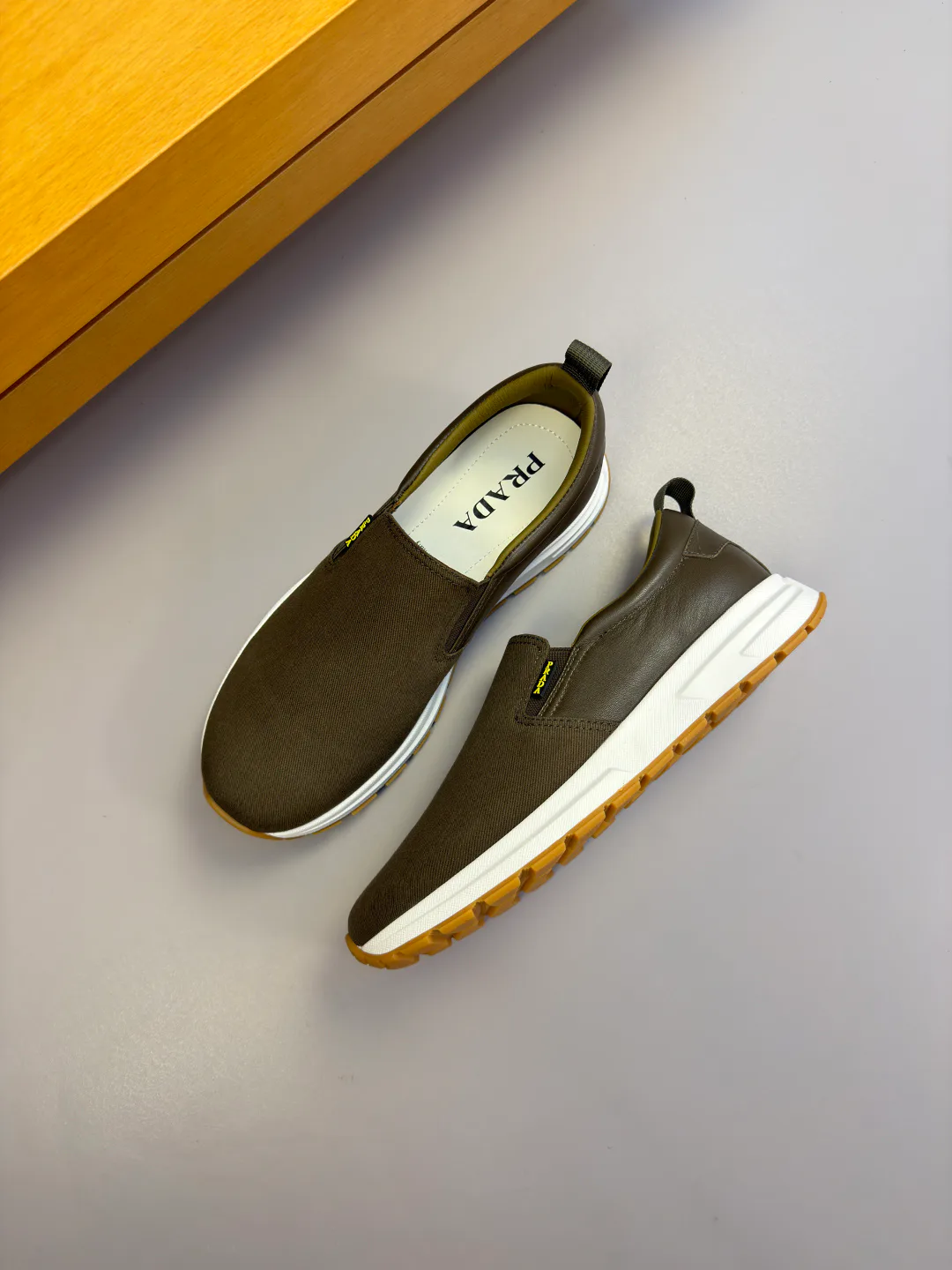 Кроссовки Мужские Prada 17368513