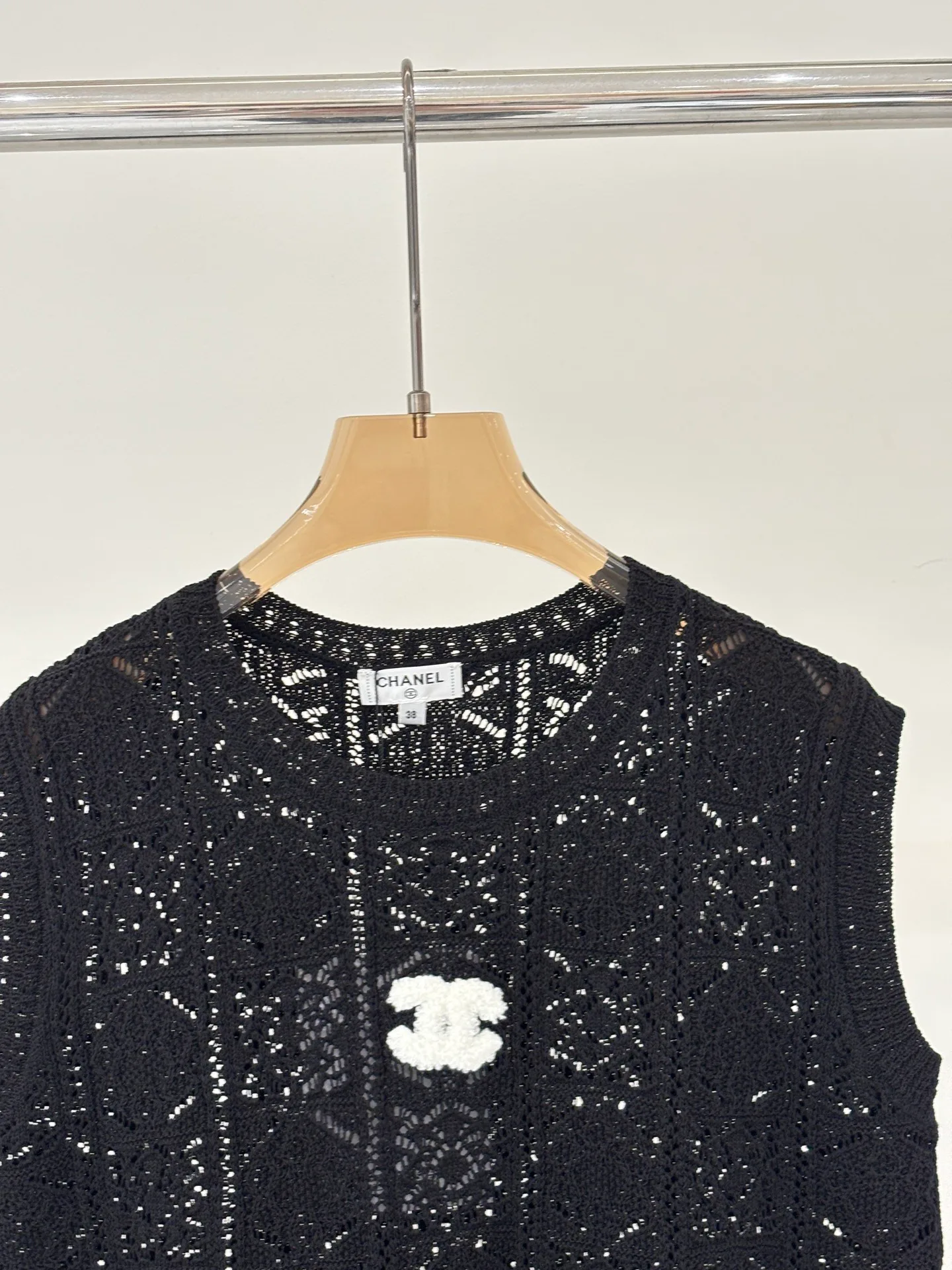Жилеты Женские Chanel 11697190