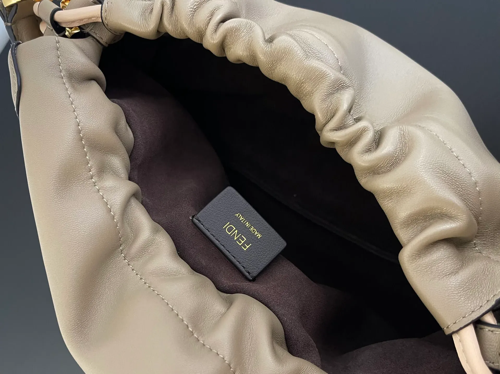 Классические Сумки Женские Fendi 292968